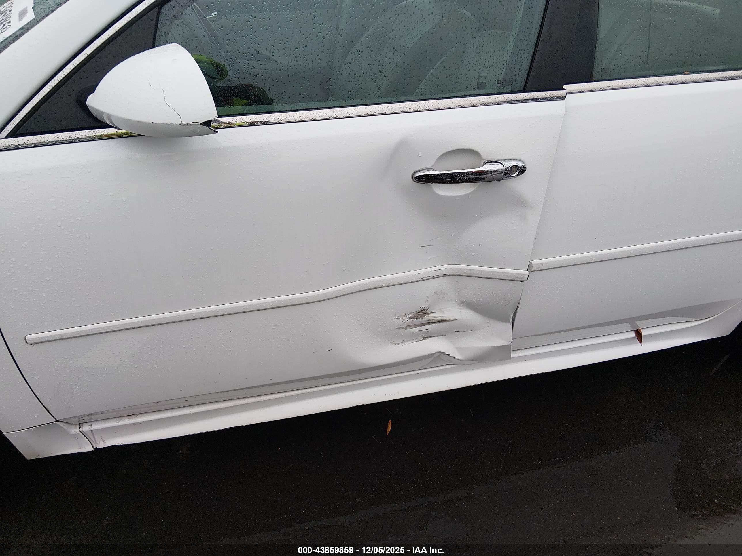 2013 Chevrolet Impala Ltz Белый vin: 2G1WC5E35D1183691