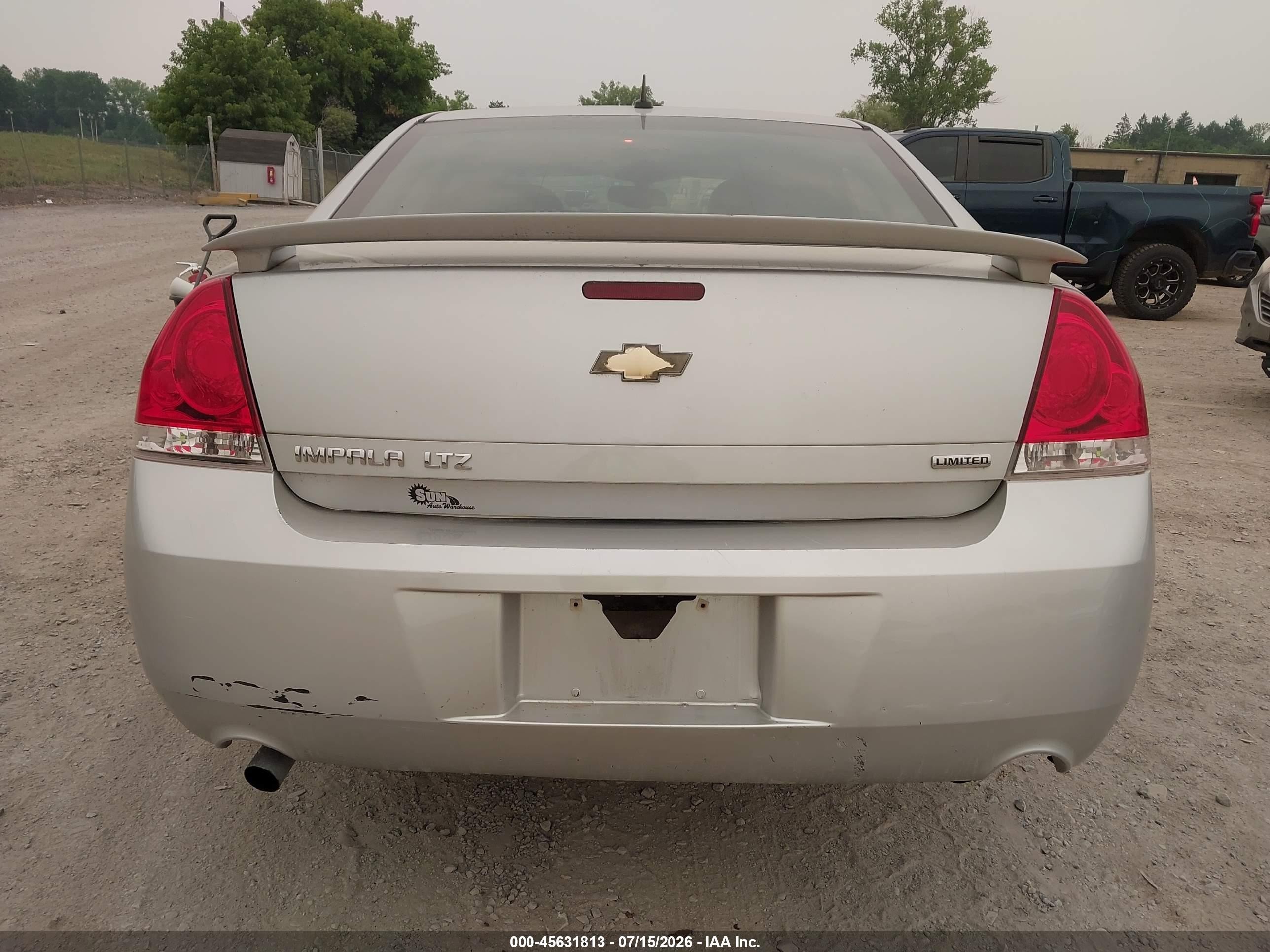 2015 Chevrolet Impala Limited Ltz Silver vin: 2G1WC5E35F1135725