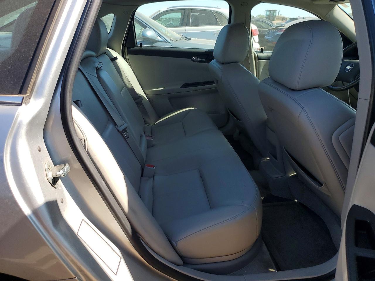 2012 Chevrolet Impala Ltz Silver vin: 2G1WC5E36C1113017