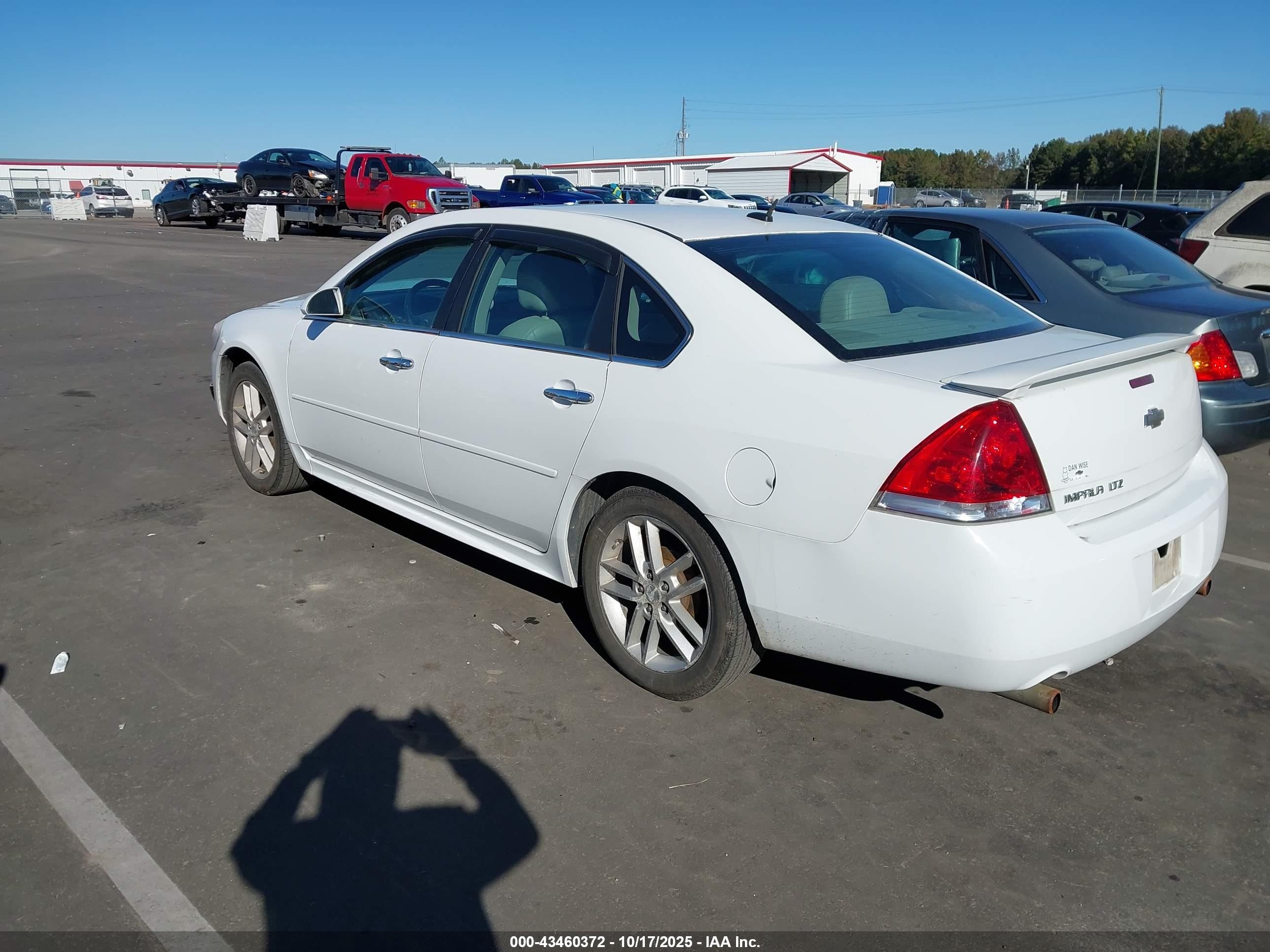 2012 Chevrolet Impala Ltz White vin: 2G1WC5E36C1292725