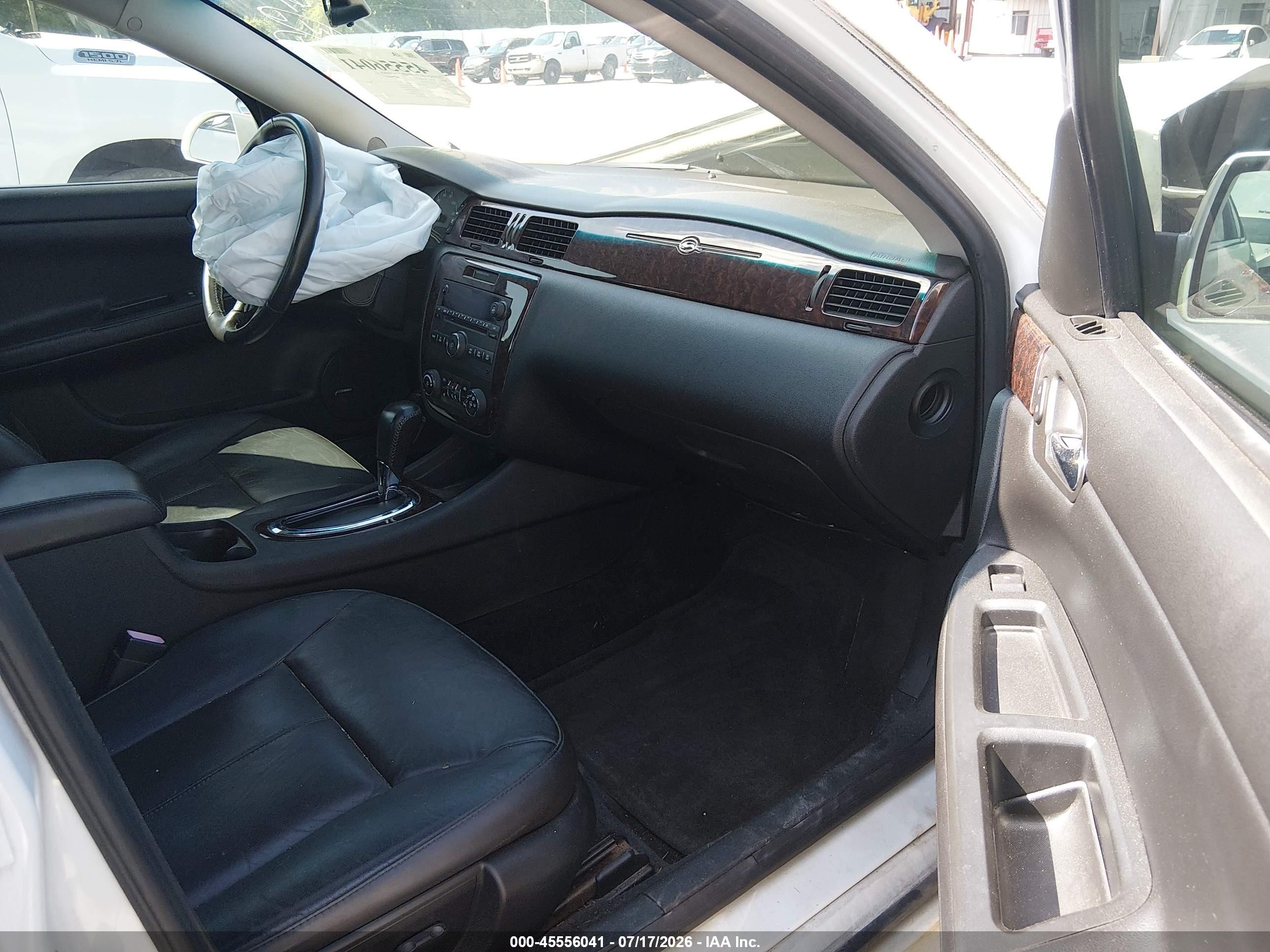 2012 Chevrolet Impala Ltz White vin: 2G1WC5E38C1130028