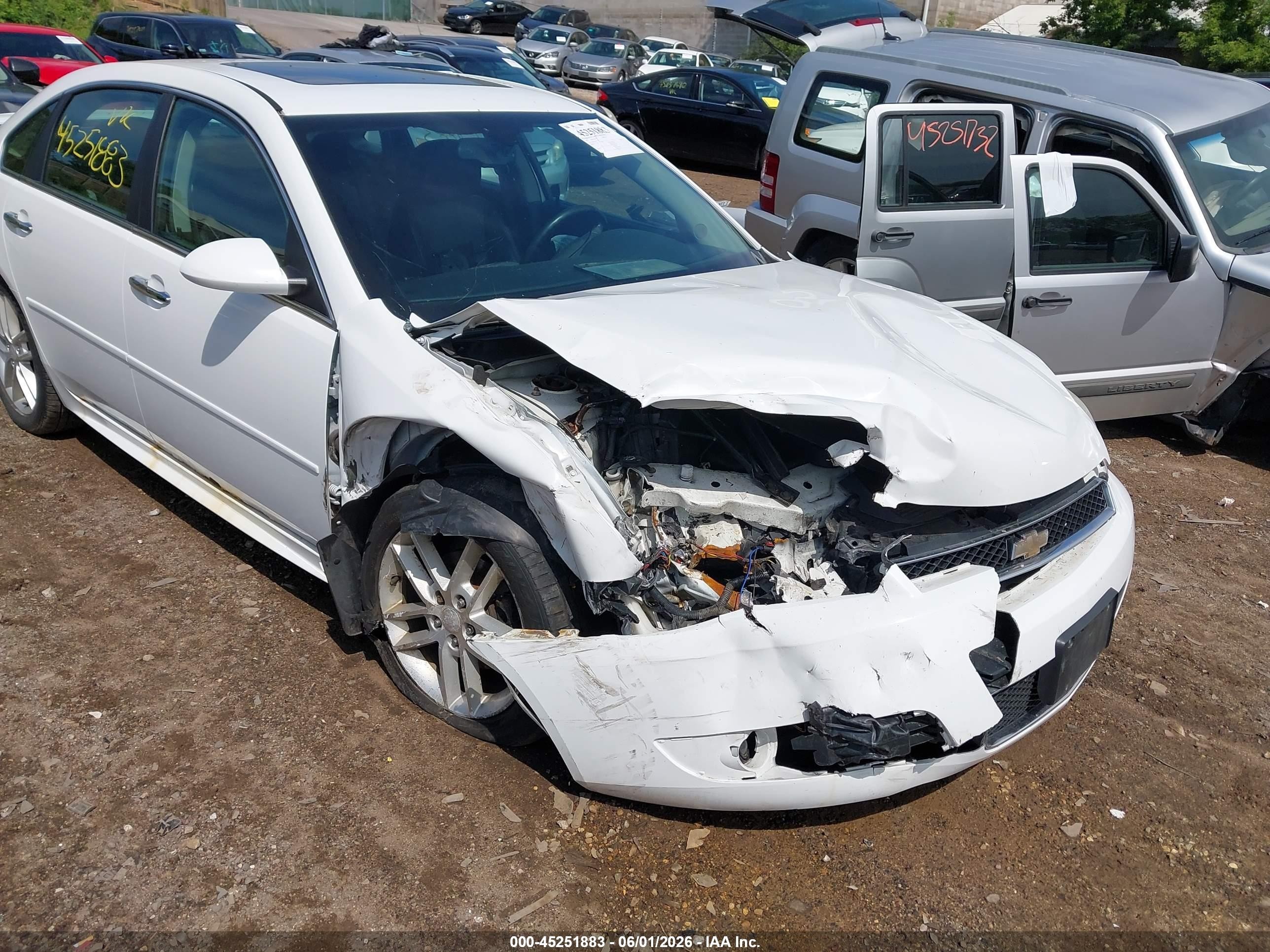 2012 Chevrolet Impala Ltz White vin: 2G1WC5E38C1195624