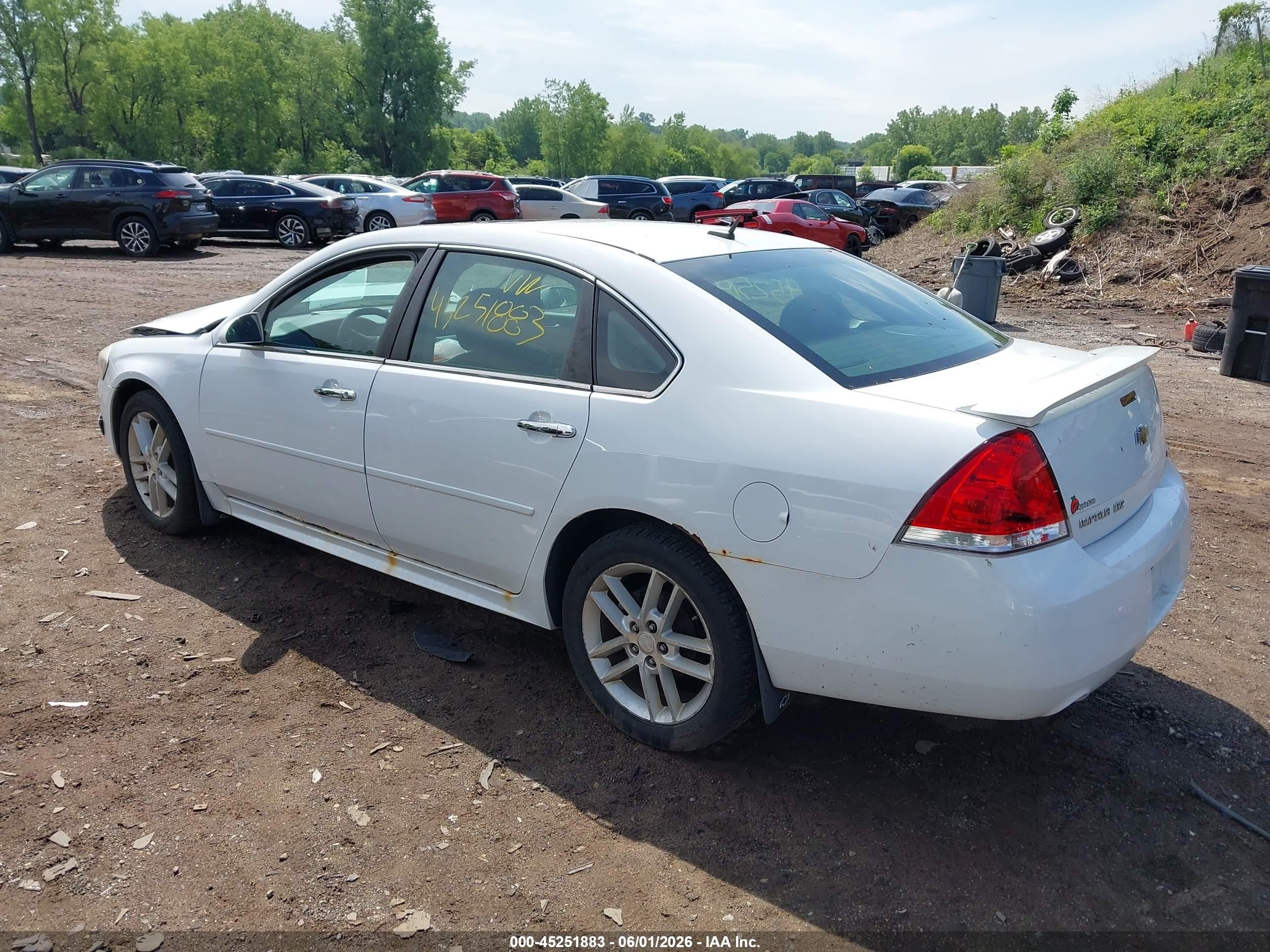 2012 Chevrolet Impala Ltz White vin: 2G1WC5E38C1195624
