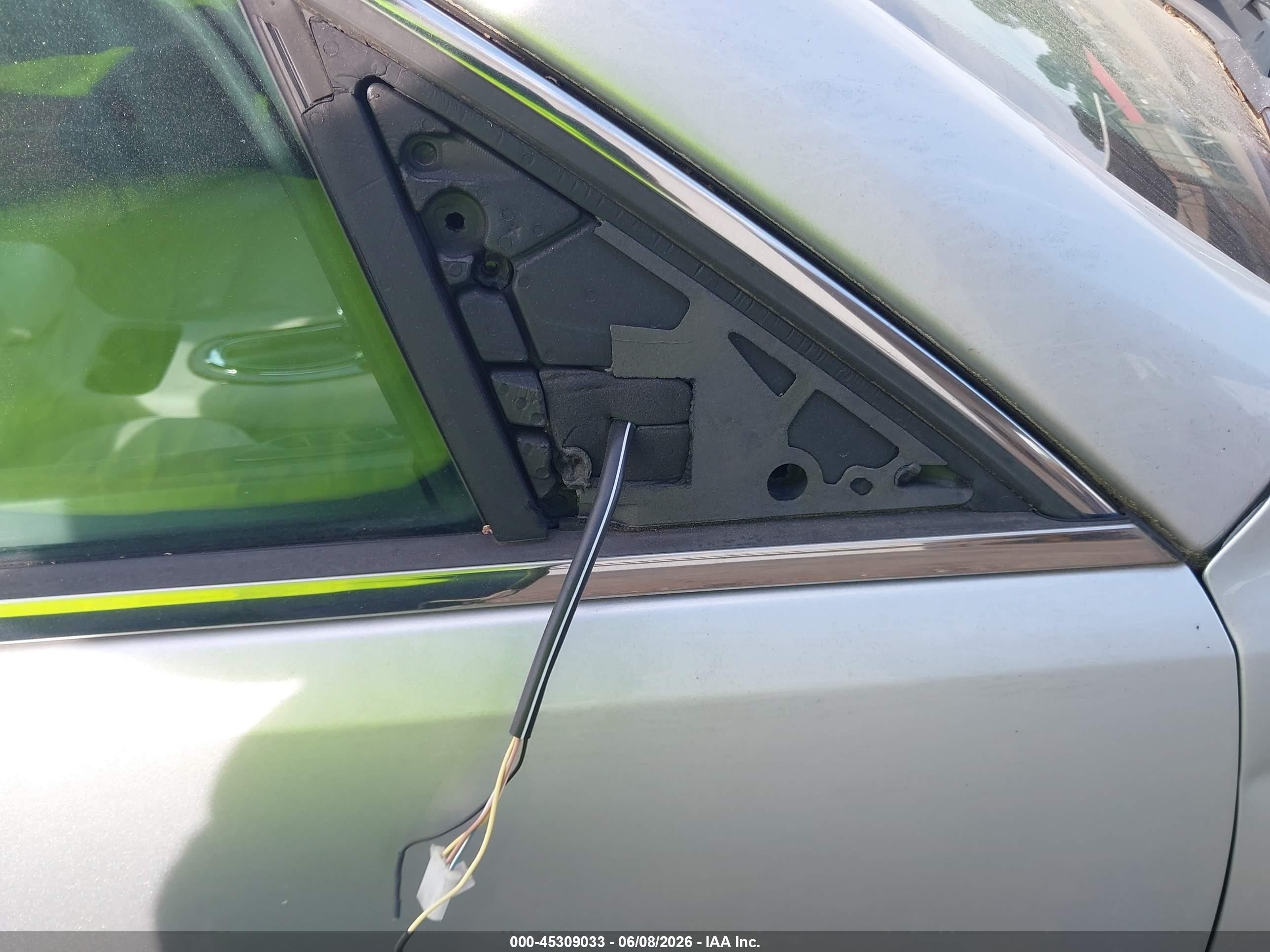 2012 Chevrolet Impala Ltz Silver vin: 2G1WC5E38C1203172