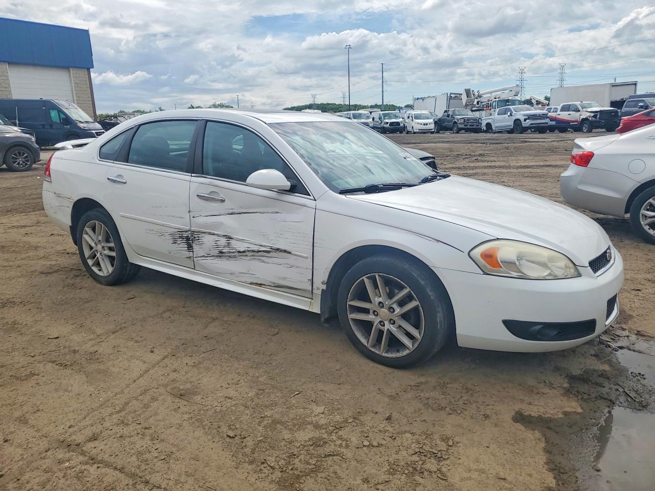 2012 Chevrolet Impala Ltz White vin: 2G1WC5E38C1208033