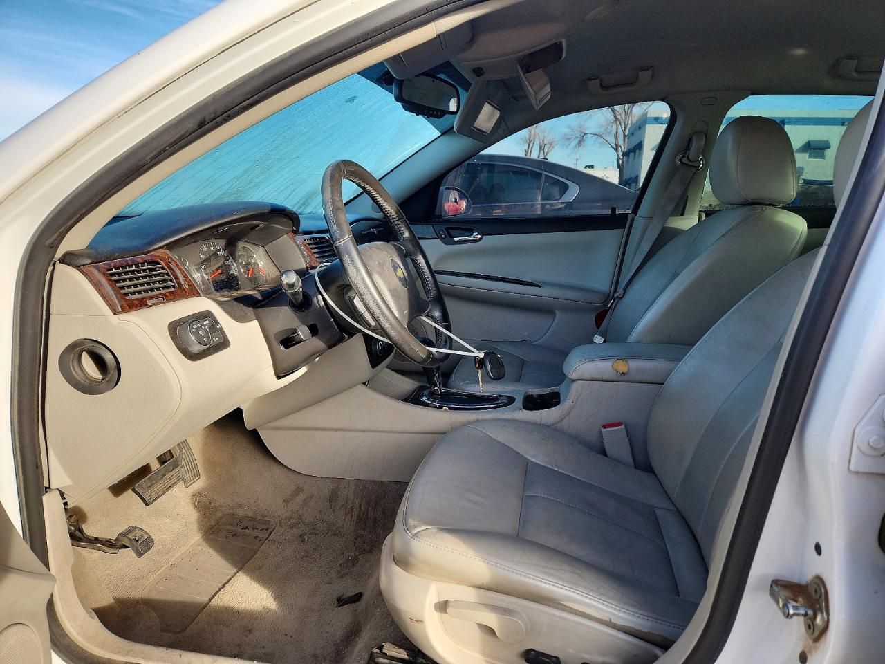 2013 Chevrolet Impala Ltz White vin: 2G1WC5E38D1242247