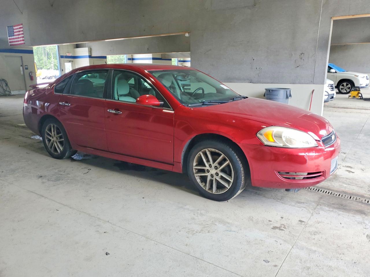 2014 Chevrolet Impala Red vin: 2G1WC5E38E1155207