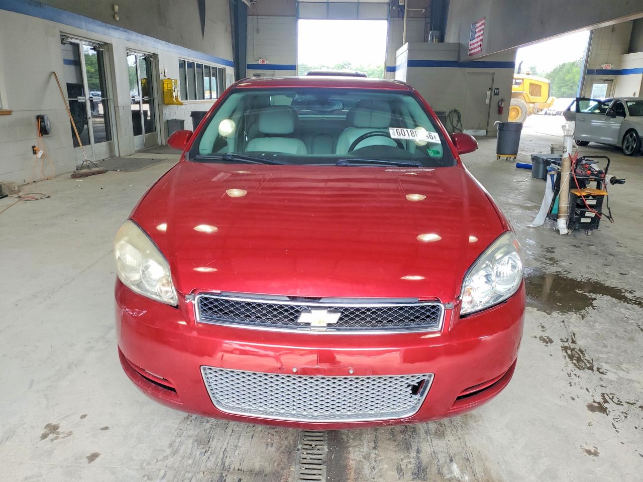 2014 Chevrolet Impala Red vin: 2G1WC5E38E1155207
