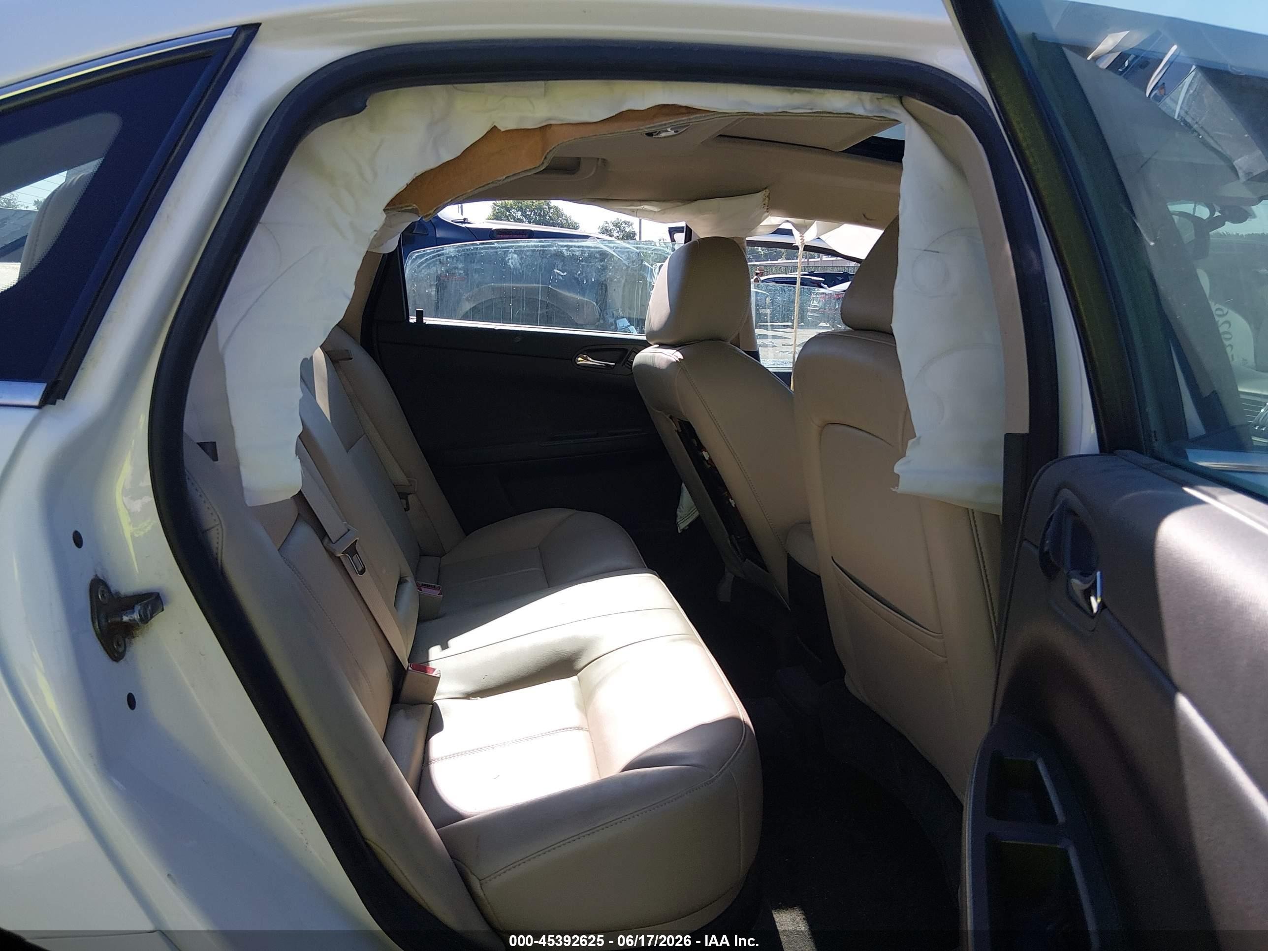 2013 Chevrolet Impala Ltz Белый vin: 2G1WC5E39D1127771