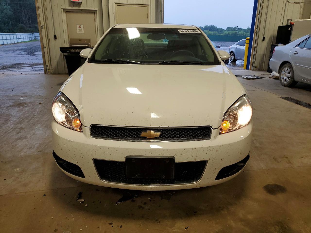 2015 Chevrolet Impala Limited Ltz White vin: 2G1WC5E39F1161065