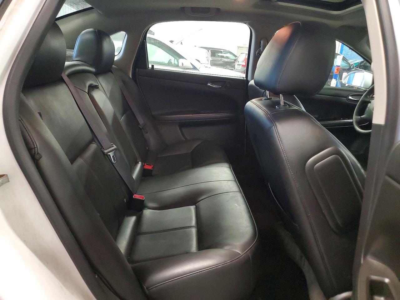 2015 Chevrolet Impala Limited Ltz White vin: 2G1WC5E39F1161065