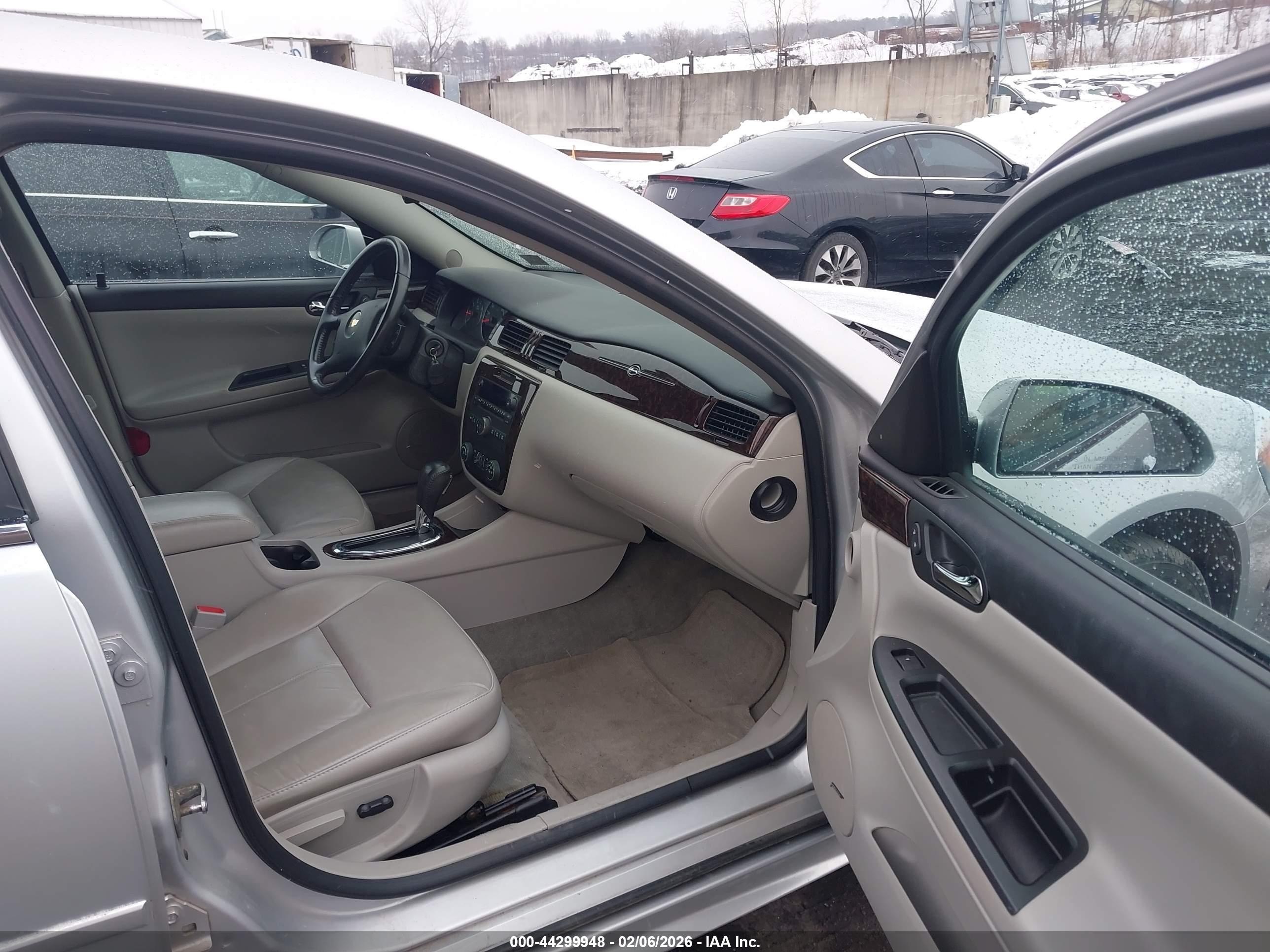2012 Chevrolet Impala Ltz Silver vin: 2G1WC5E3XC1226808