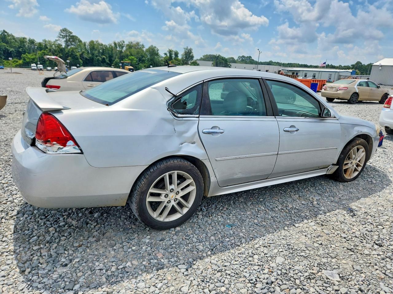 2011 Chevrolet Impala Ltz Silver vin: 2G1WC5EM0B1100089