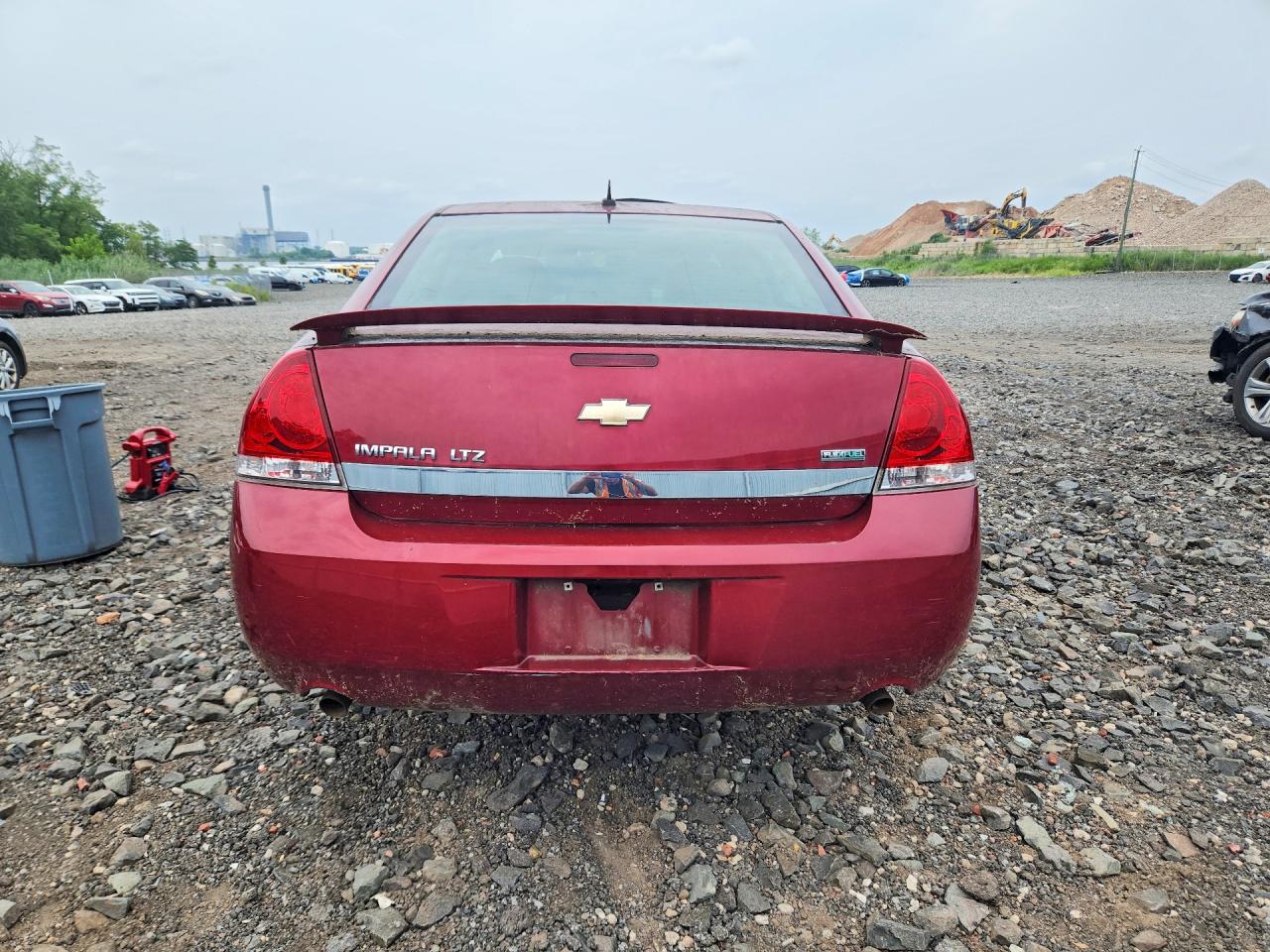2011 Chevrolet Impala Ltz Red vin: 2G1WC5EM0B1146229