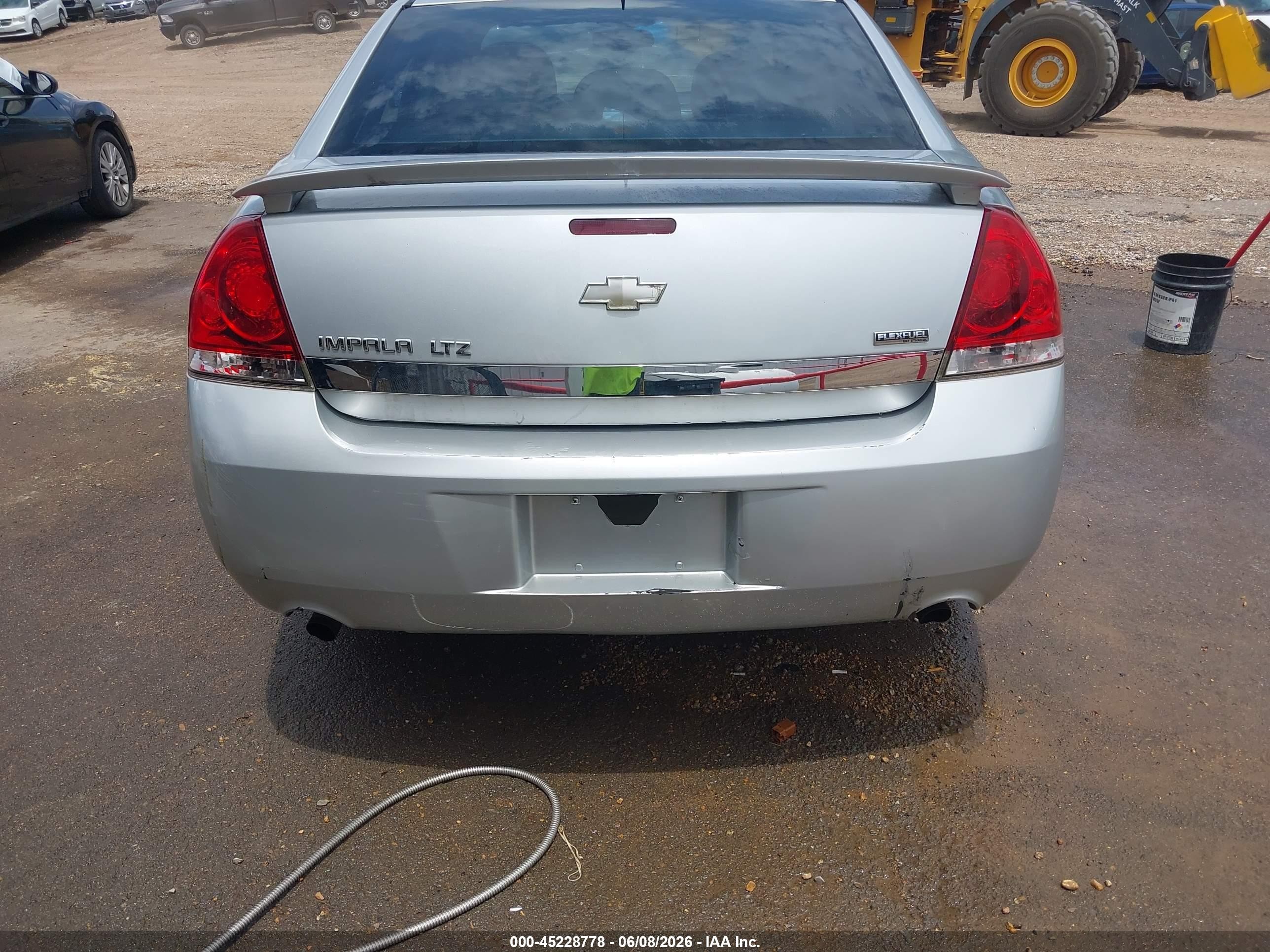 2011 Chevrolet Impala Ltz Silver vin: 2G1WC5EM3B1177345