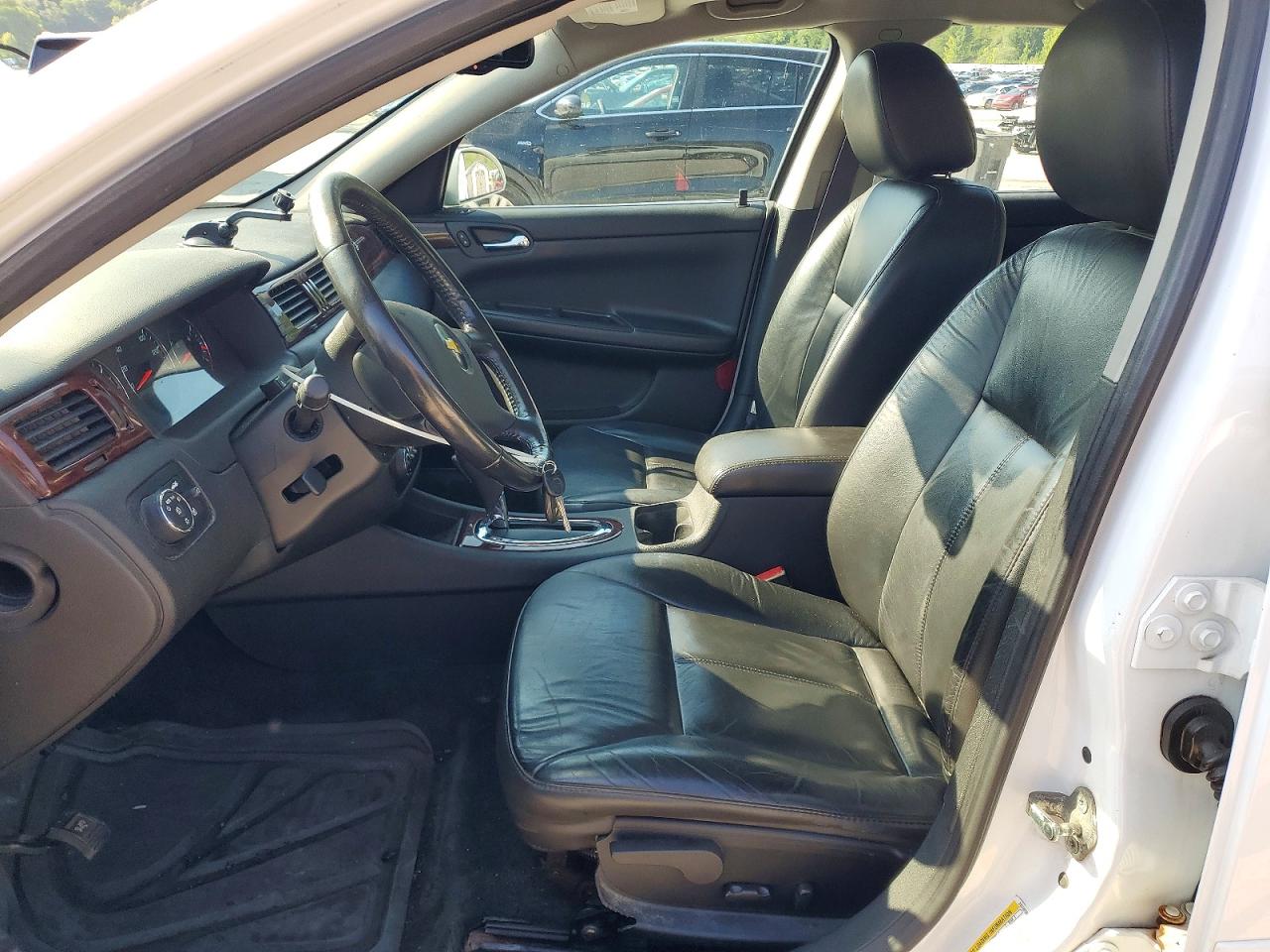 2011 Chevrolet Impala Ltz White vin: 2G1WC5EM5B1148364