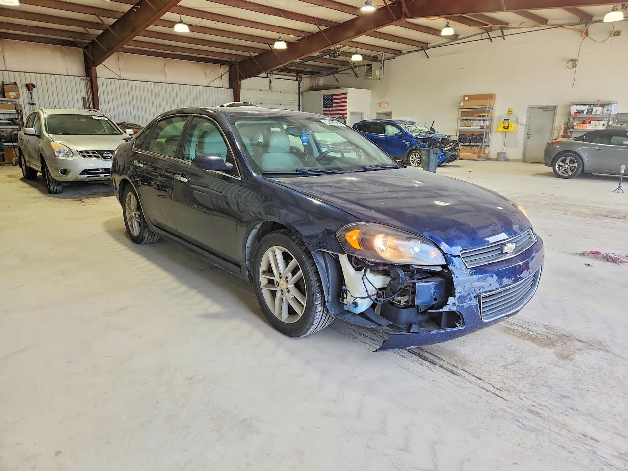 2010 Chevrolet Impala Ltz Blue vin: 2G1WC5EM8A1152049