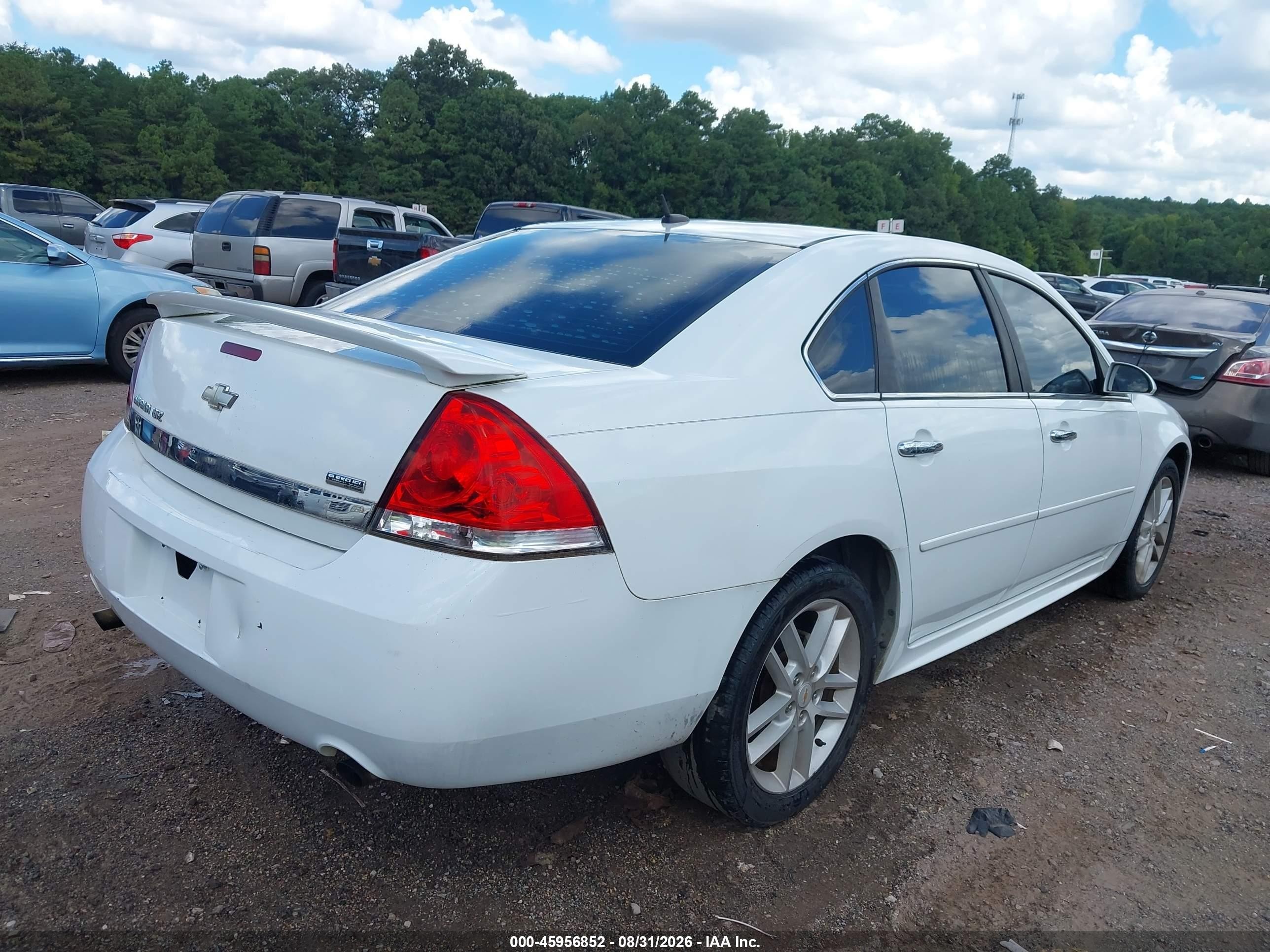 2011 Chevrolet Impala Ltz White vin: 2G1WC5EM9B1189385