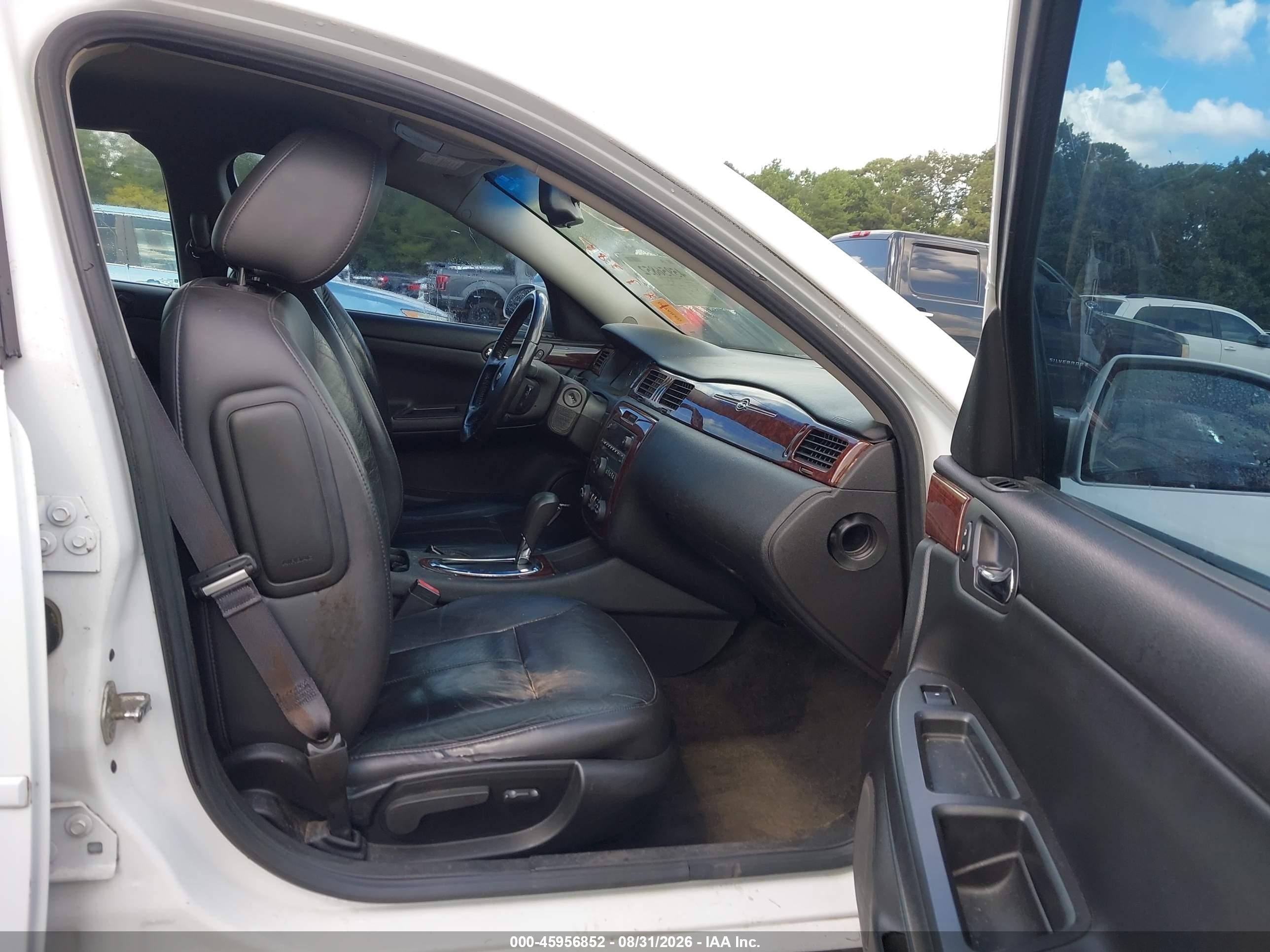 2011 Chevrolet Impala Ltz White vin: 2G1WC5EM9B1189385