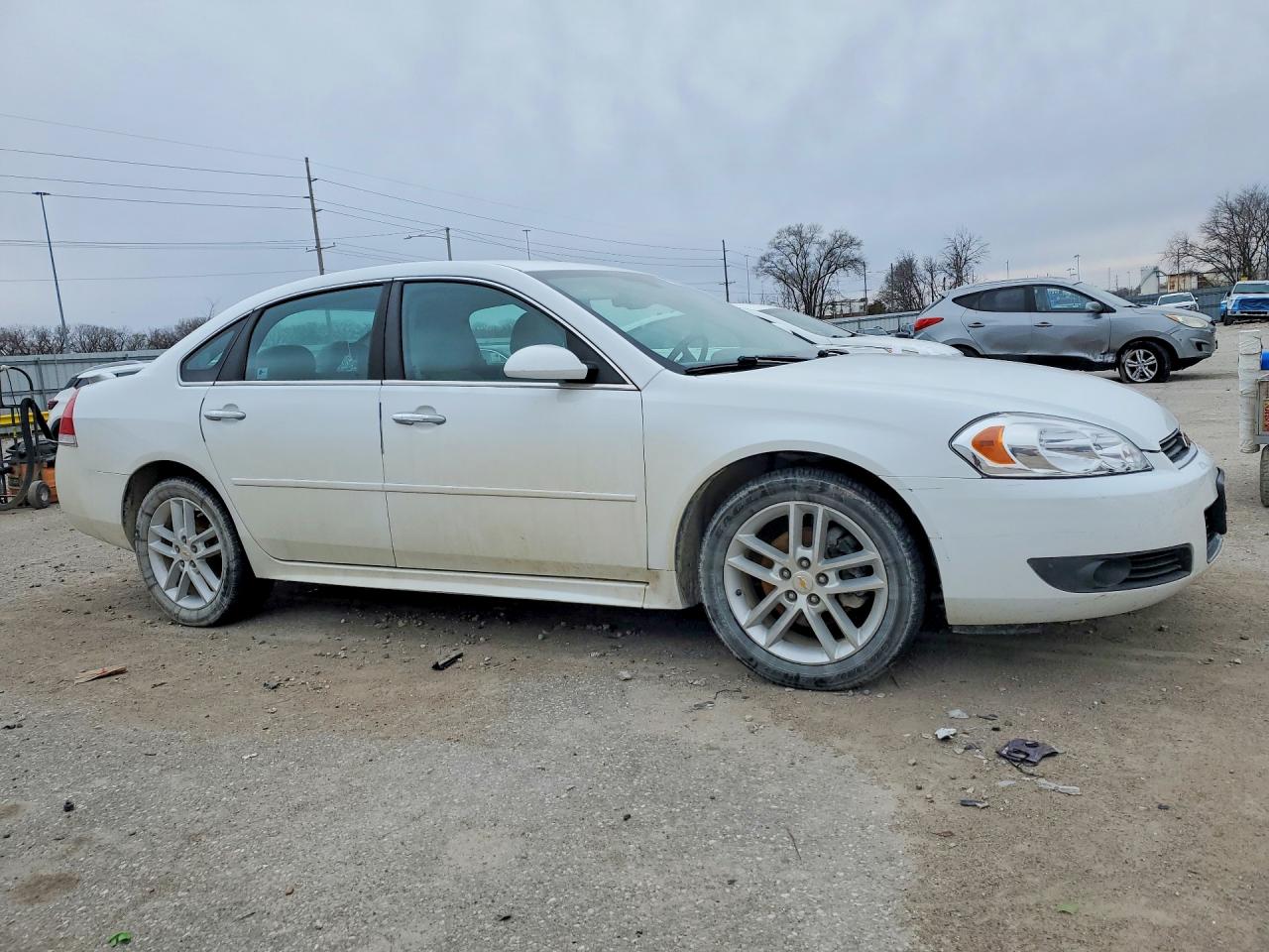 2010 Chevrolet Impala Ltz White vin: 2G1WC5EMXA1259152