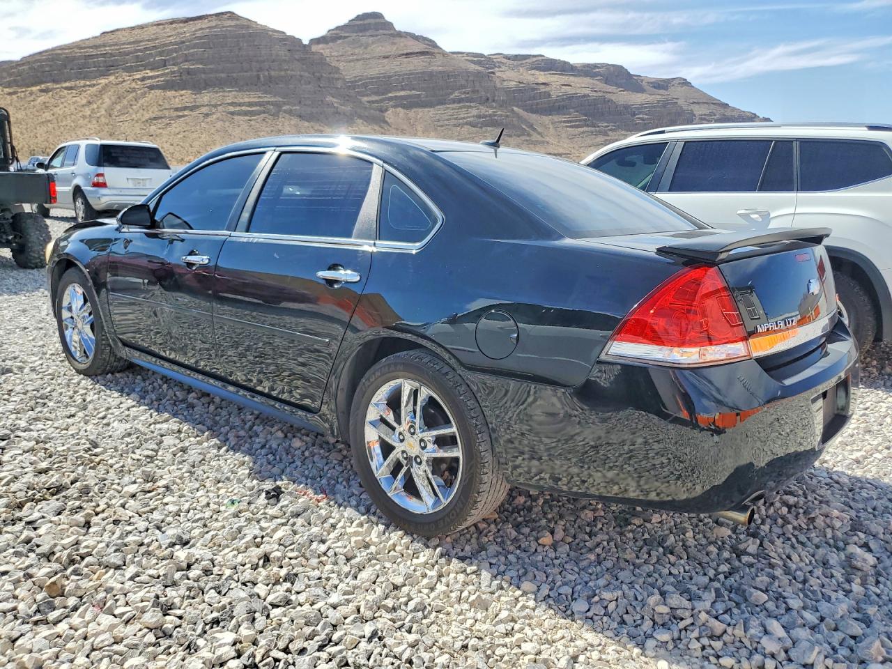 2011 Chevrolet Impala Ltz Black vin: 2G1WC5EMXB1208915