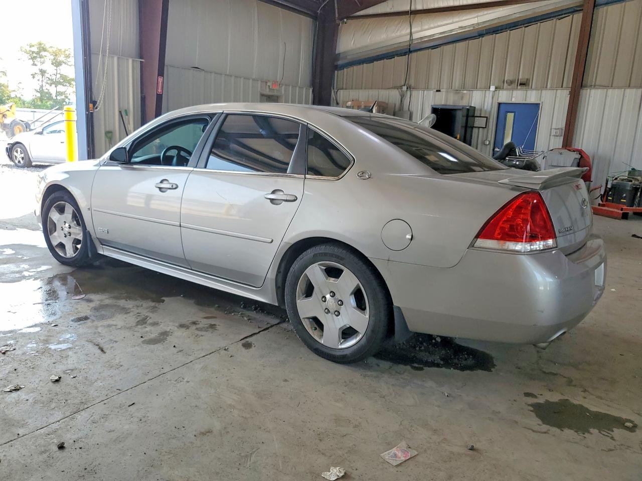 2008 Chevrolet Impala Super Sport Silver vin: 2G1WD58C781327708