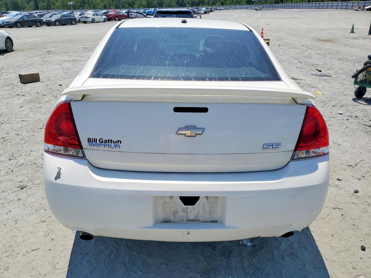 2008 Chevrolet Impala Super Sport White vin: 2G1WD58CX81346186