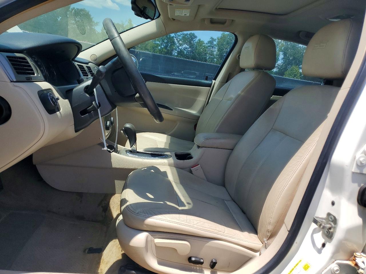 2008 Chevrolet Impala Super Sport White vin: 2G1WD58CX81346186