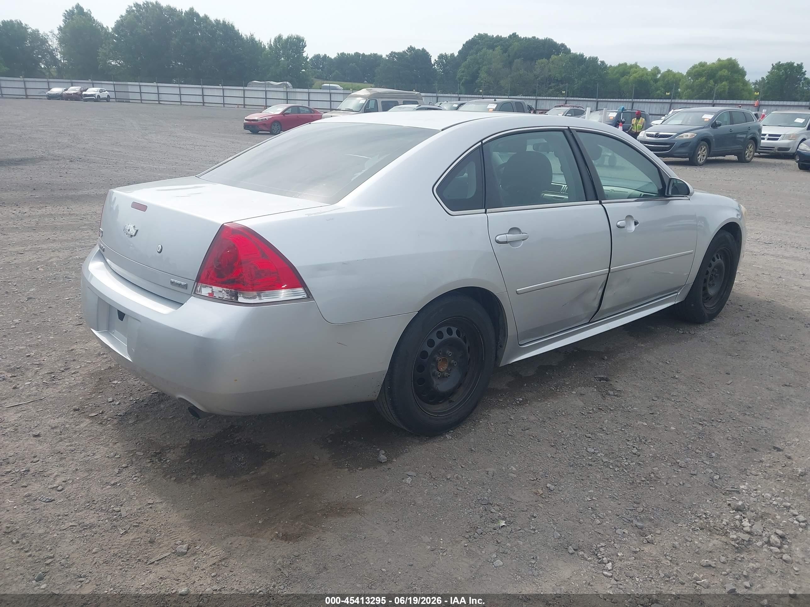 2013 Chevrolet Impala Police Серебряный vin: 2G1WD5E30D1240697