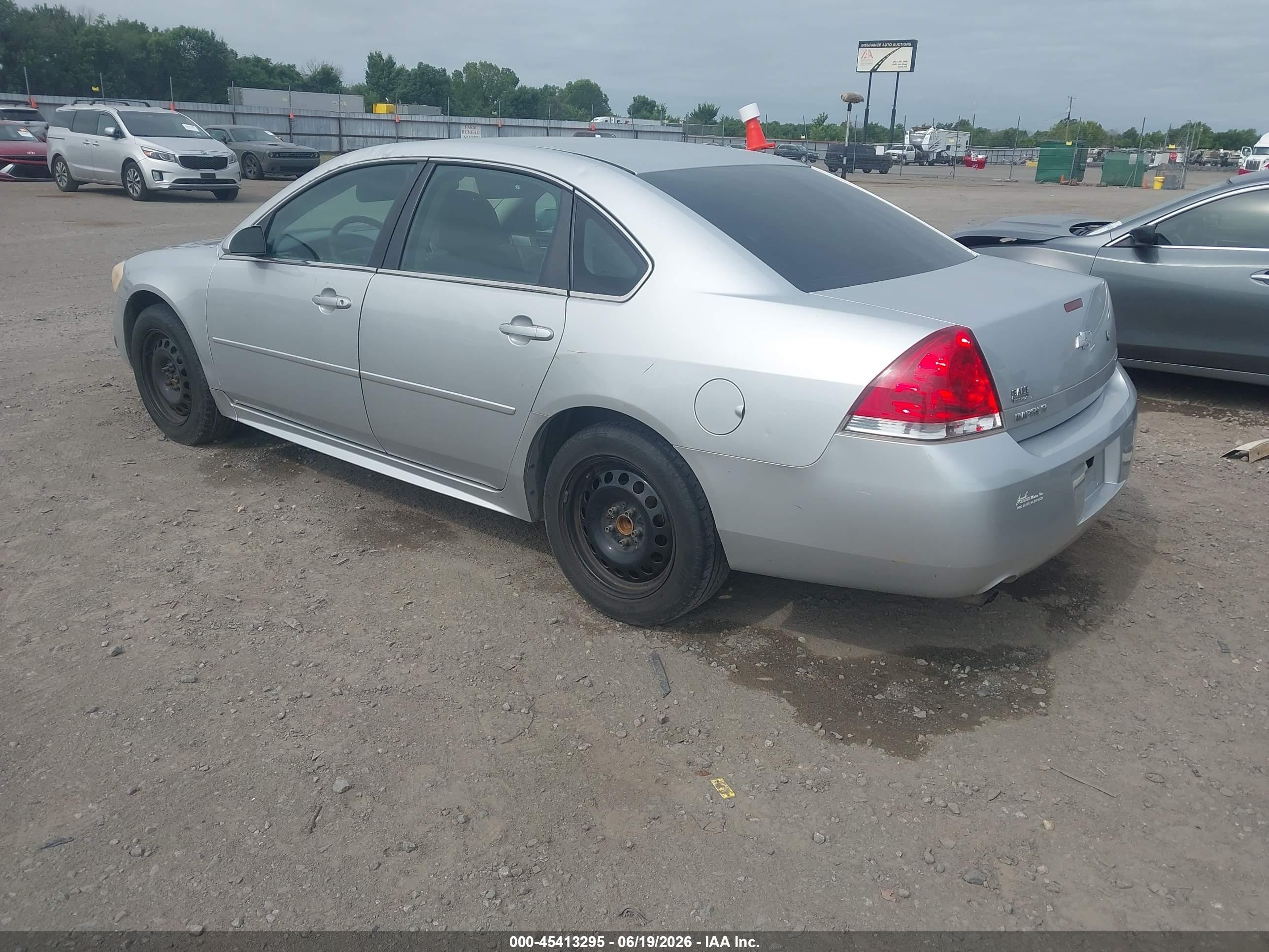 2013 Chevrolet Impala Police Серебряный vin: 2G1WD5E30D1240697