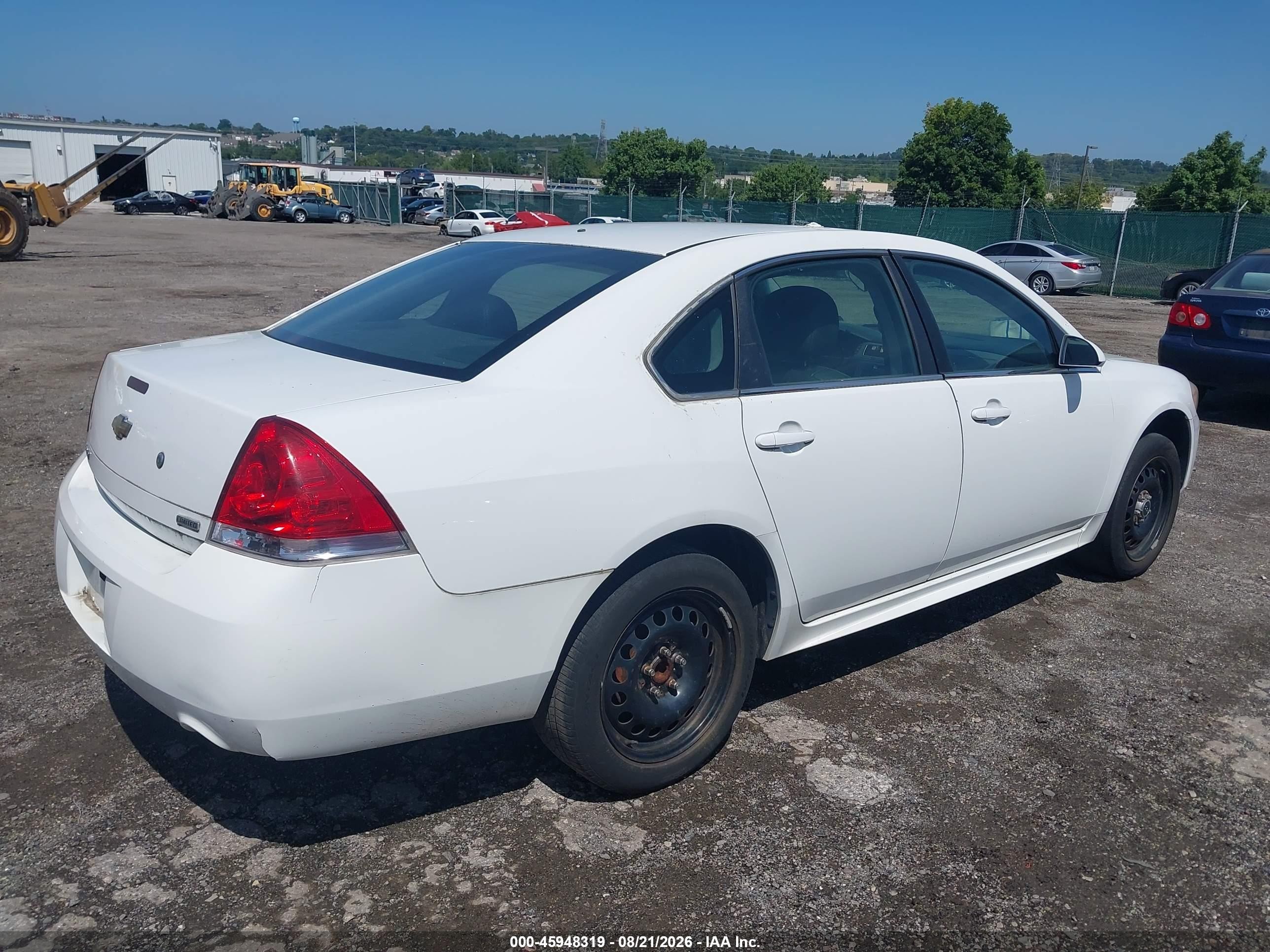 2014 Chevrolet Impala Limited Police White vin: 2G1WD5E35E1171927