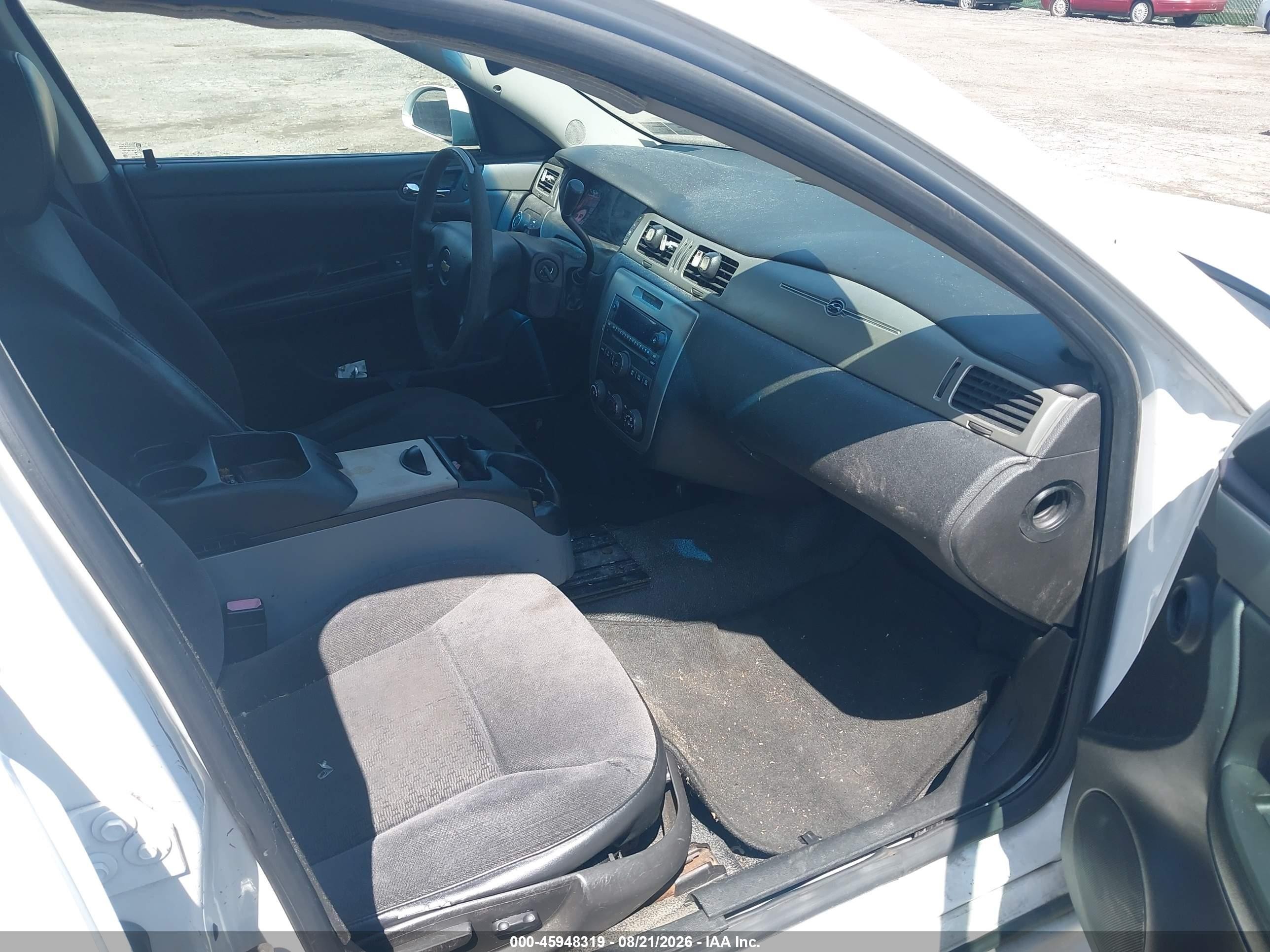 2014 Chevrolet Impala Limited Police White vin: 2G1WD5E35E1171927