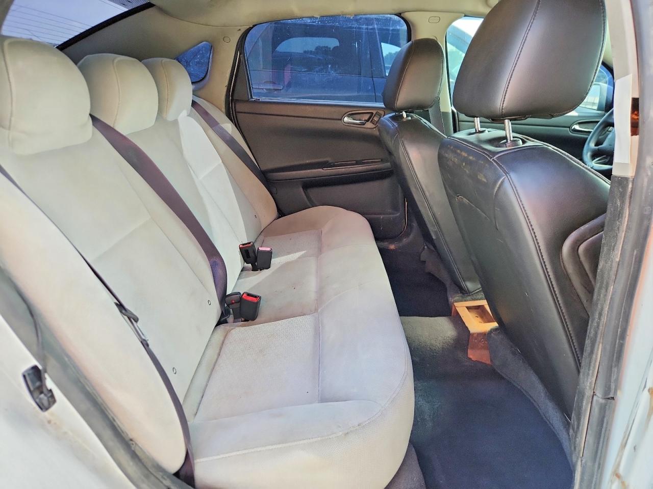 2014 Chevrolet Impala Limited Police White vin: 2G1WD5E35E1175010