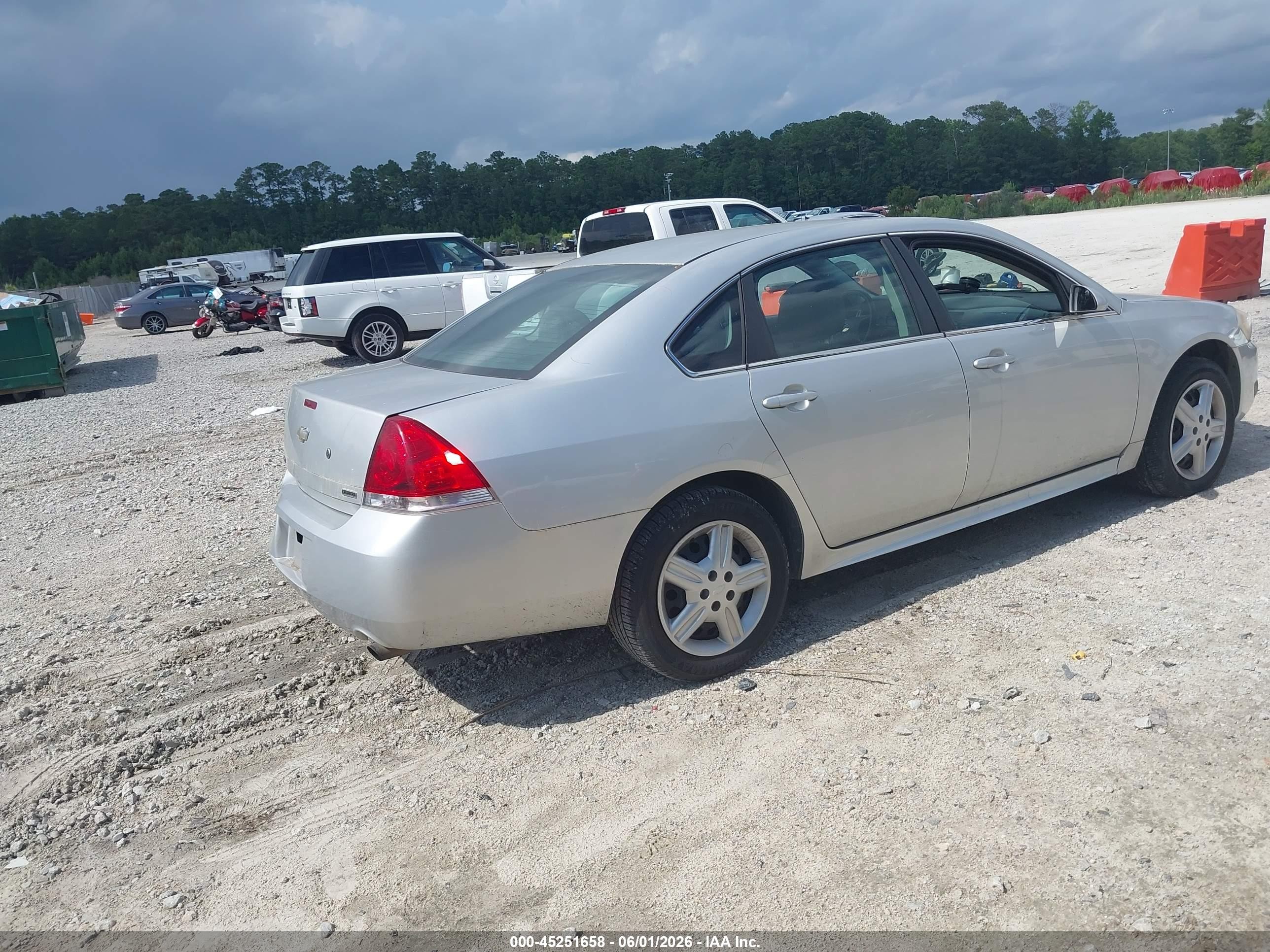 2014 Chevrolet Impala Limited Police Серебряный vin: 2G1WD5E37E1161562