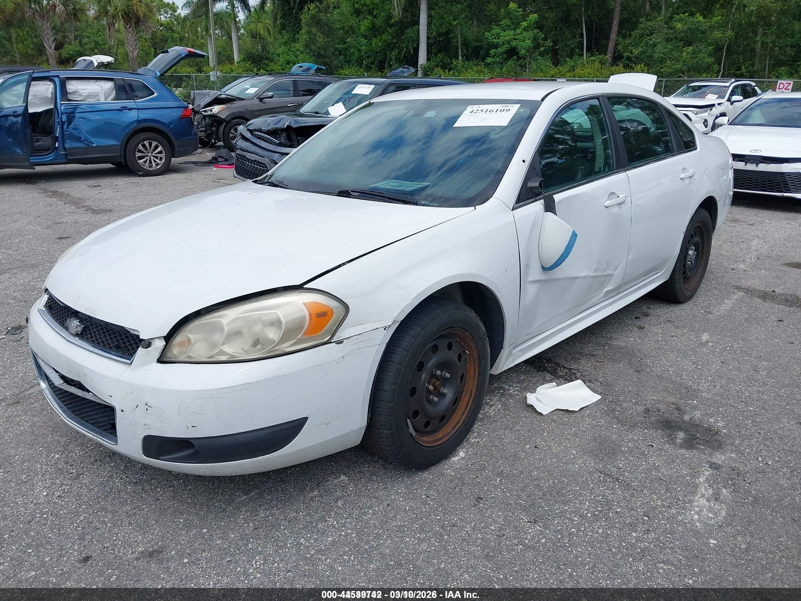 2012 Chevrolet Impala Police White vin: 2G1WD5E3XC1242651