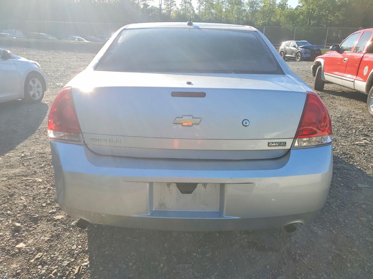2012 Chevrolet Impala Police Silver vin: 2G1WD5E3XC1283880