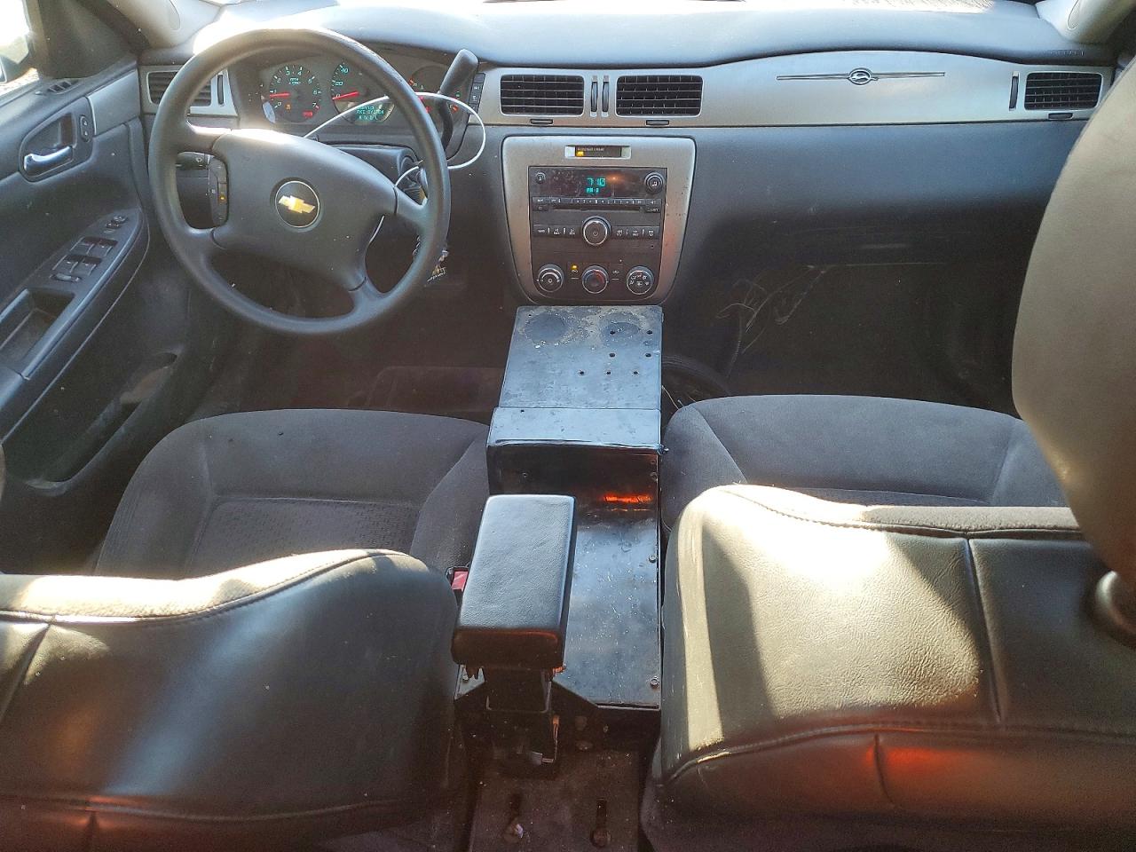 2012 Chevrolet Impala Police Silver vin: 2G1WD5E3XC1283880