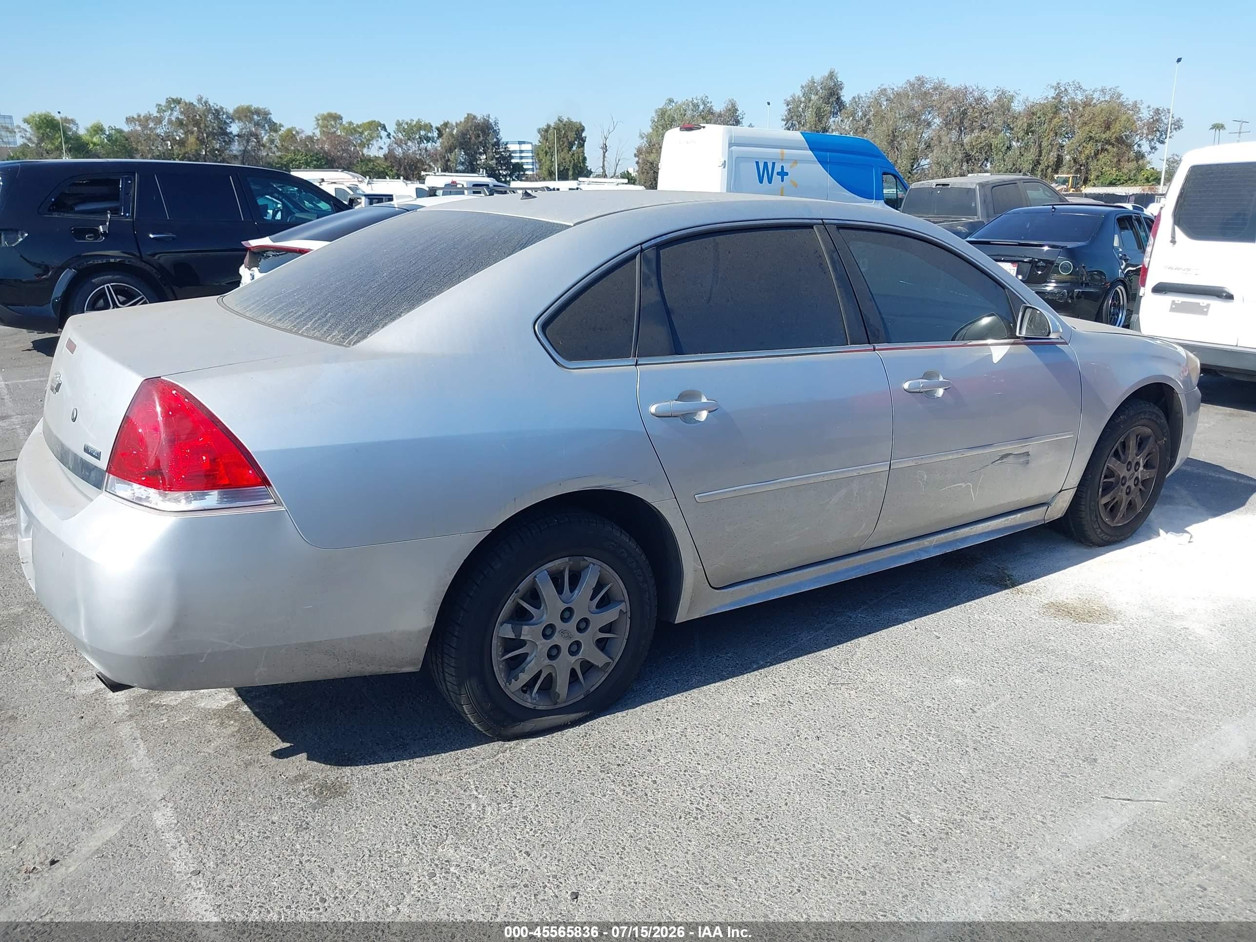 2011 Chevrolet Impala Police Silver vin: 2G1WD5EM6B1172265