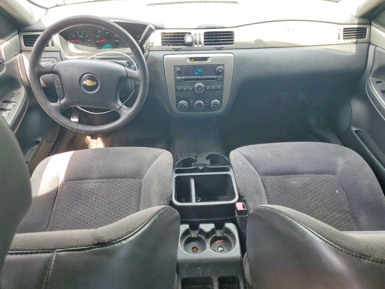 2011 Chevrolet Impala Police Silver vin: 2G1WD5EM6B1272222