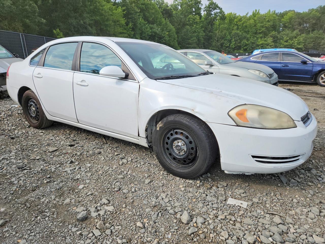 2011 Chevrolet Impala Police White vin: 2G1WD5EM7B1220811