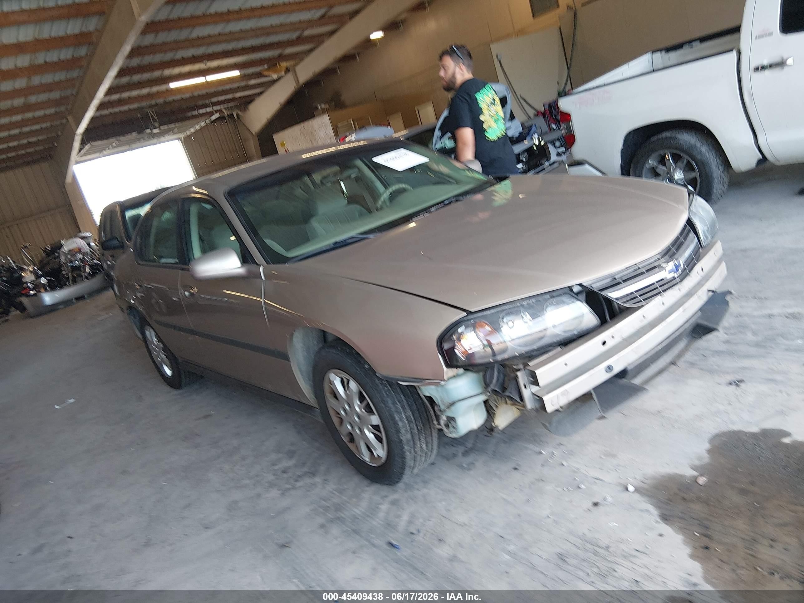 2002 Chevrolet Impala   Gold vin: 2G1WF52E029246126