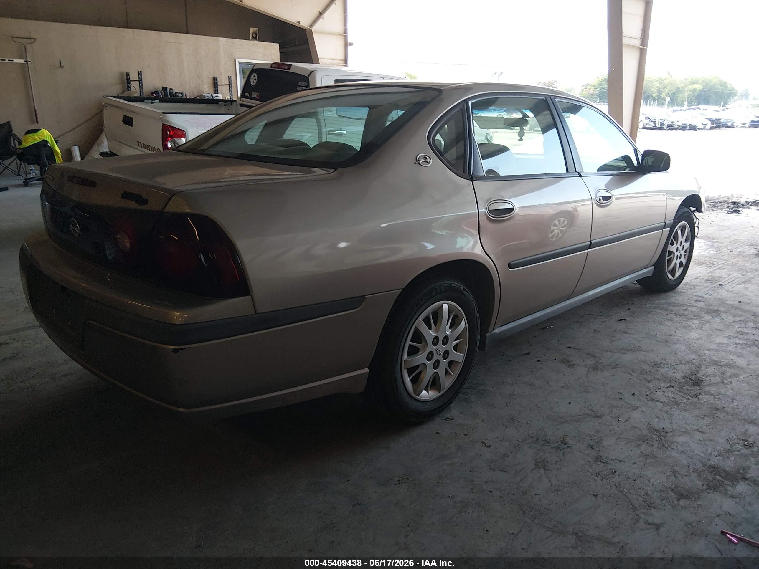 2002 Chevrolet Impala   Gold vin: 2G1WF52E029246126