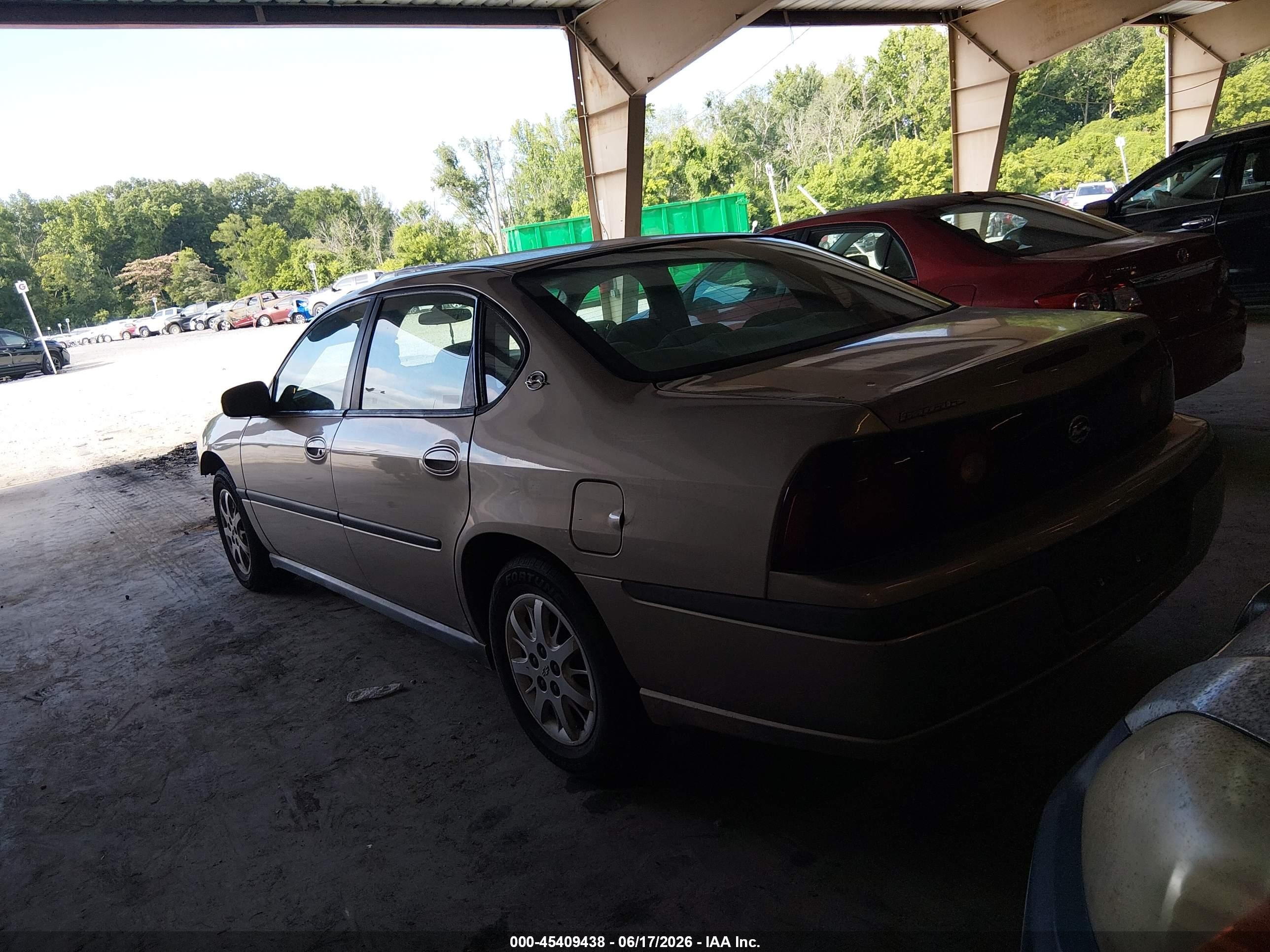 2002 Chevrolet Impala   Gold vin: 2G1WF52E029246126