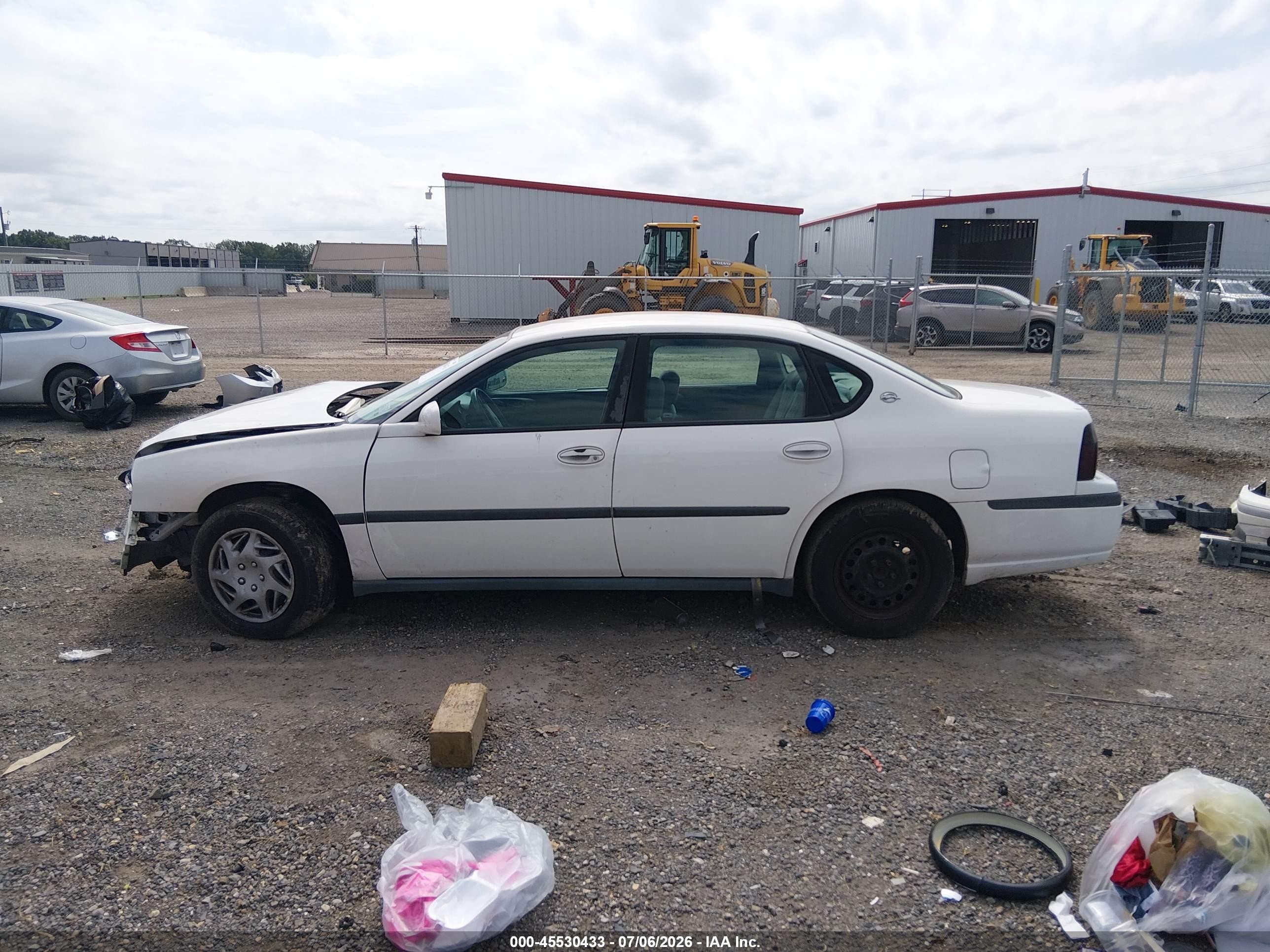2003 Chevrolet Impala   White vin: 2G1WF52E039433867