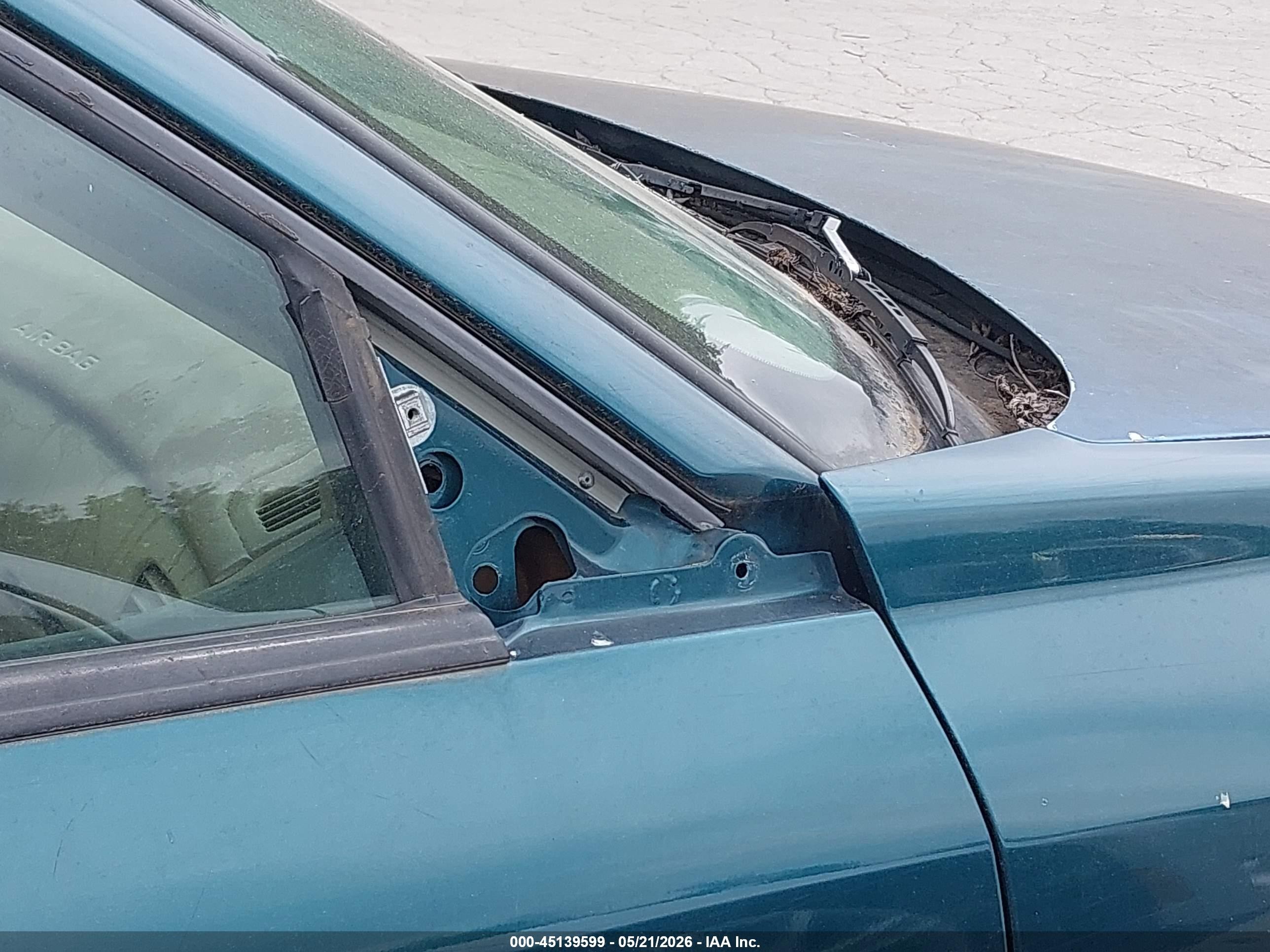 2000 Chevrolet Impala   Зеленый vin: 2G1WF52E0Y9131910