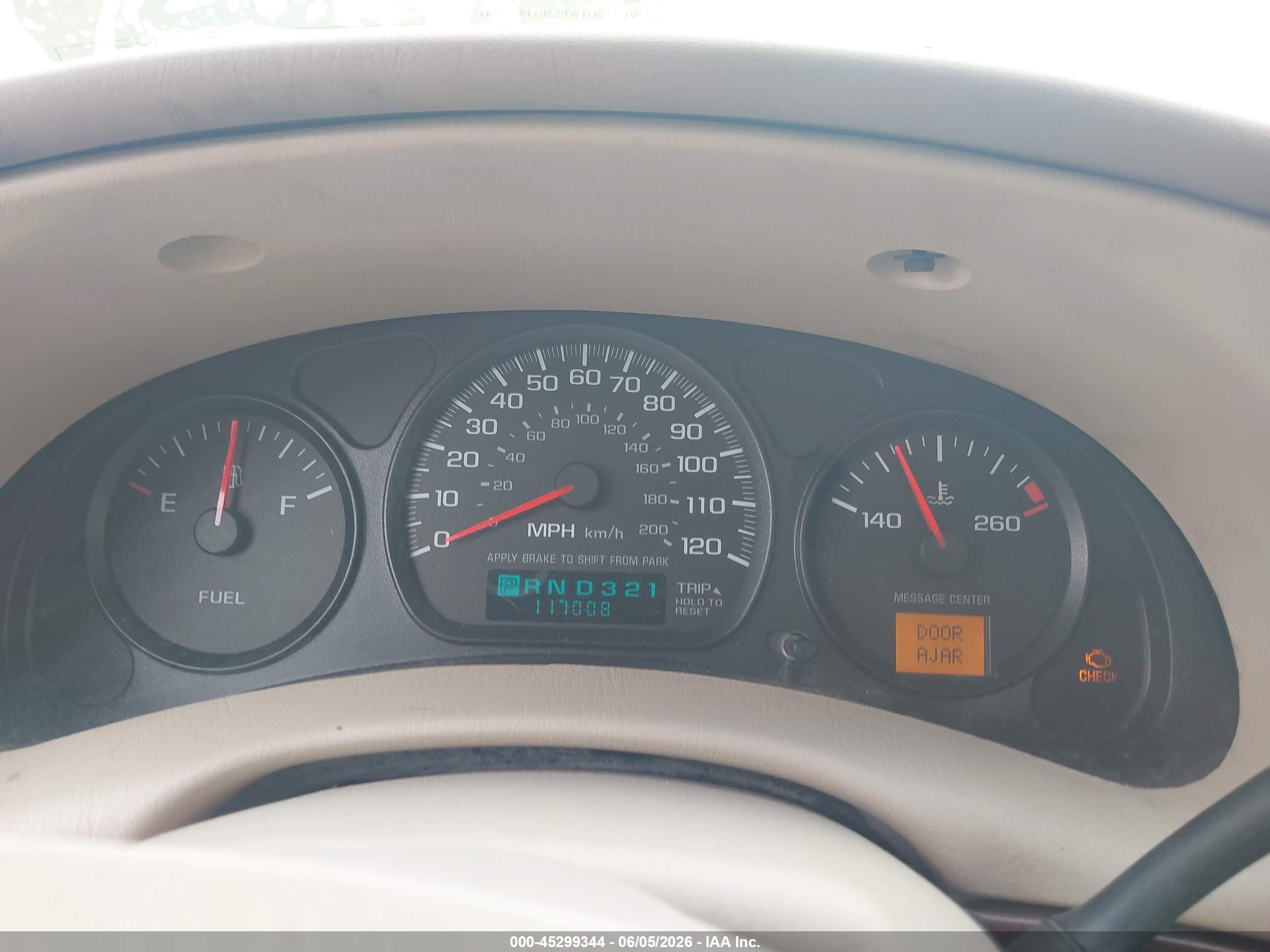 2001 Chevrolet Impala   White vin: 2G1WF52E119278341