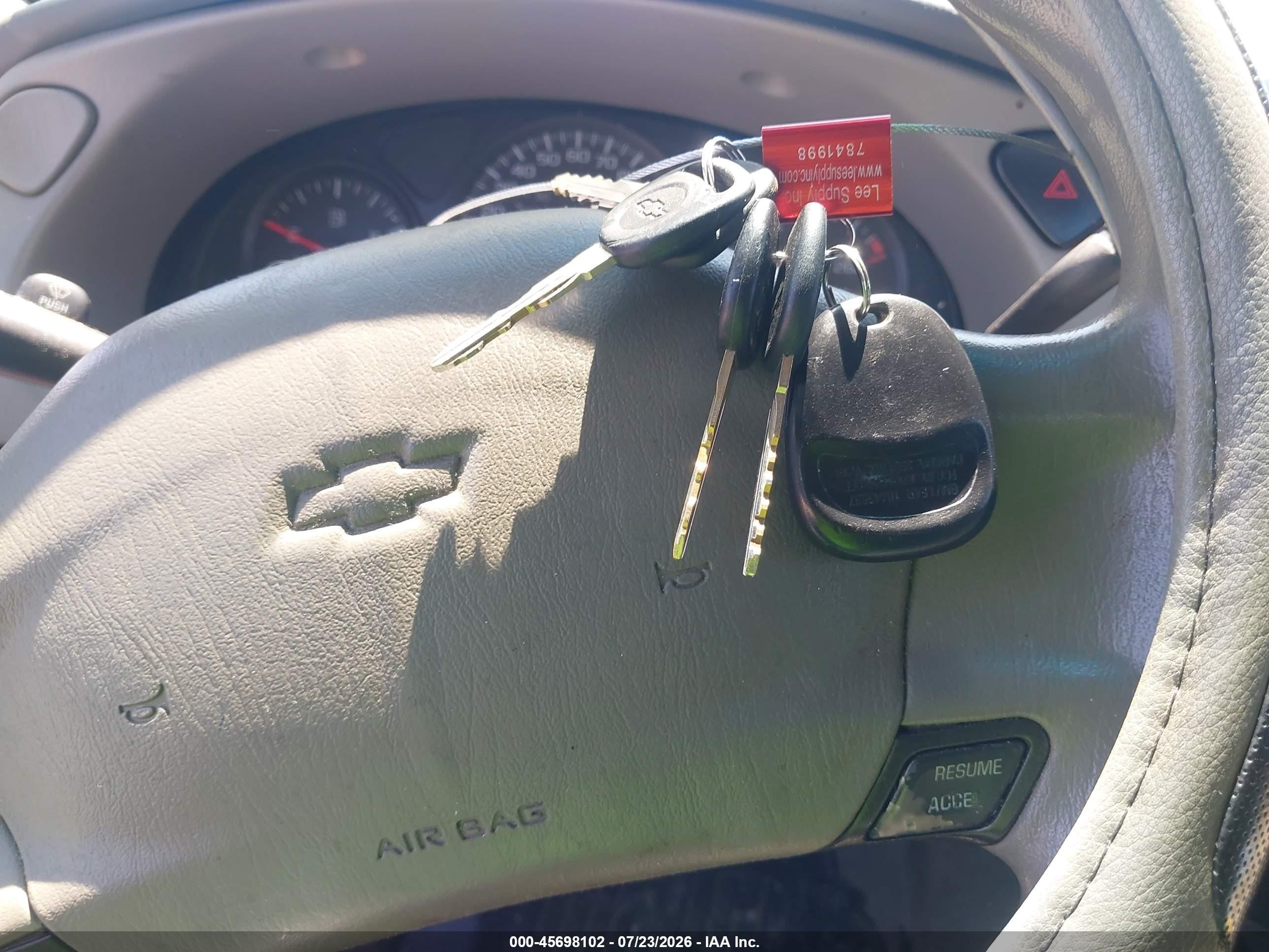 2003 Chevrolet Impala   Белый vin: 2G1WF52E139255371