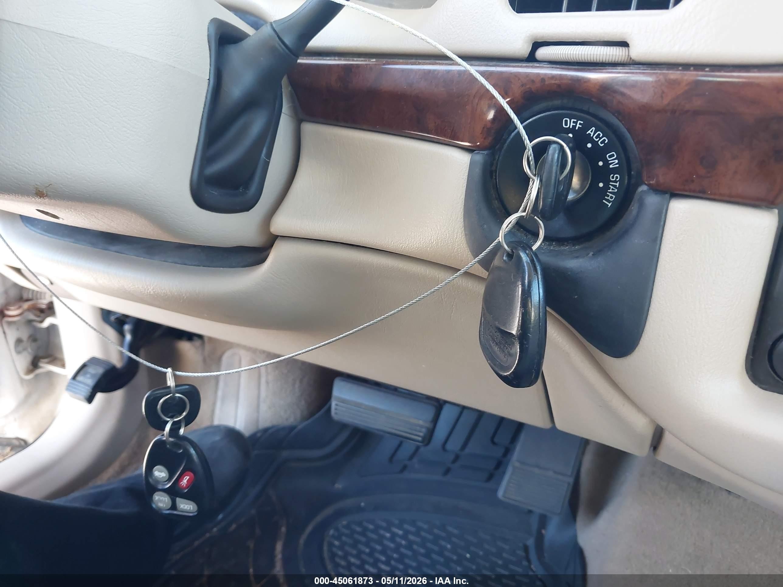 2004 Chevrolet Impala   Белый vin: 2G1WF52E249146614