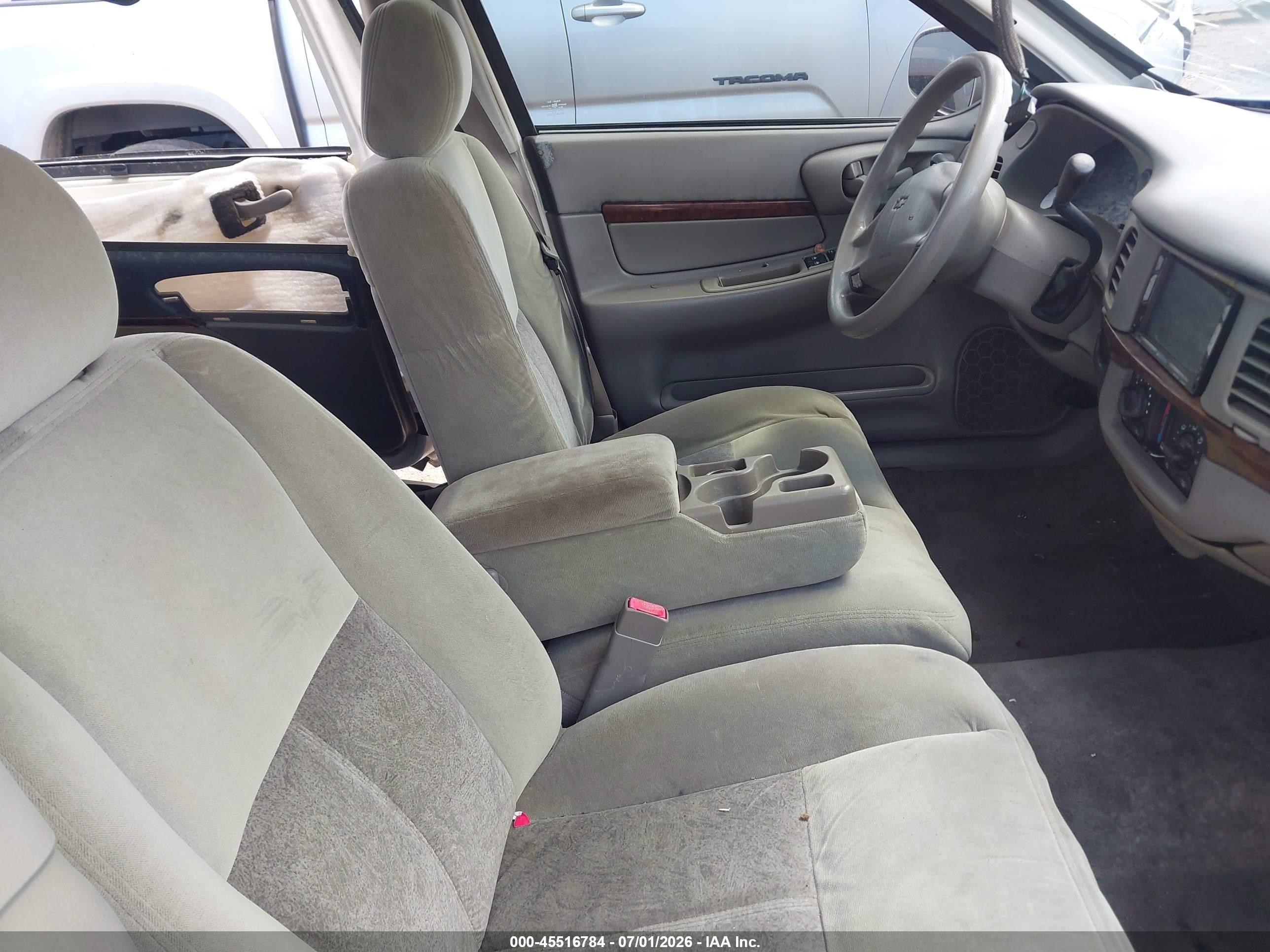 2005 Chevrolet Impala   White vin: 2G1WF52E359205641