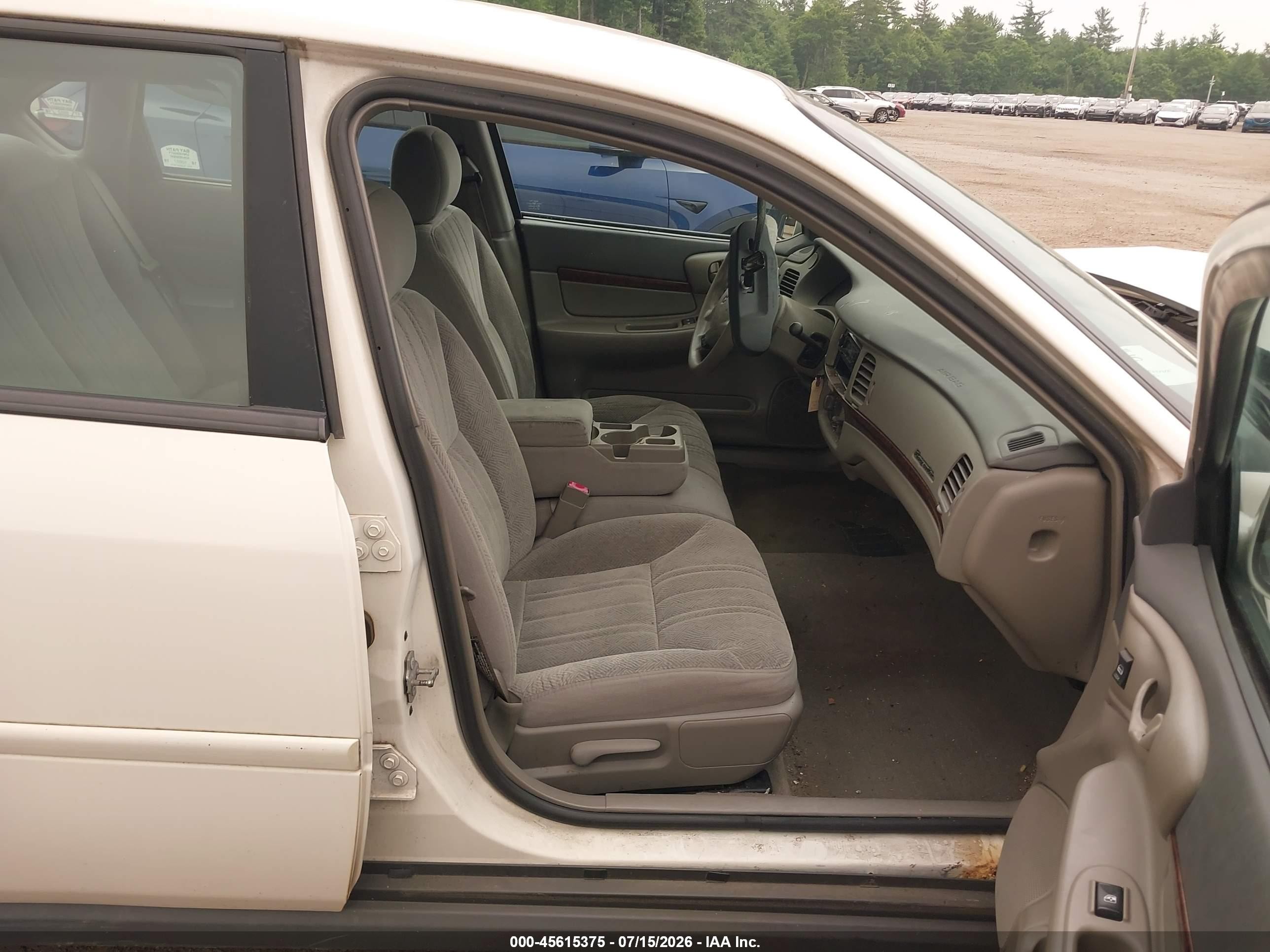 2005 Chevrolet Impala   White vin: 2G1WF52E359333295